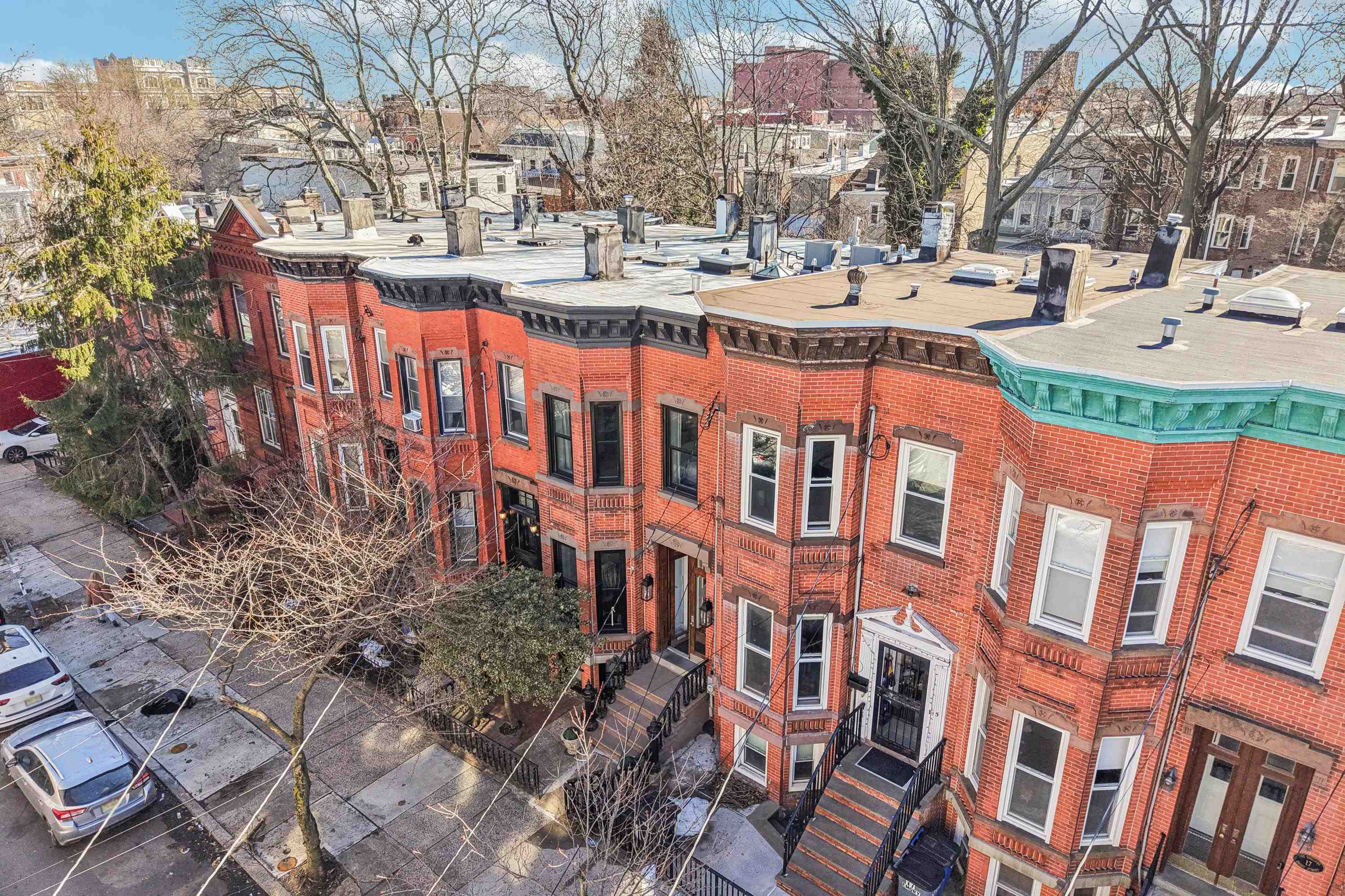 13 EMORY ST