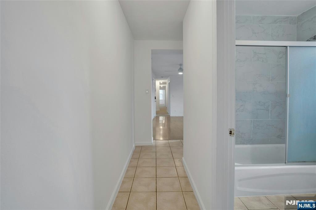 811 Montgomery Street 201