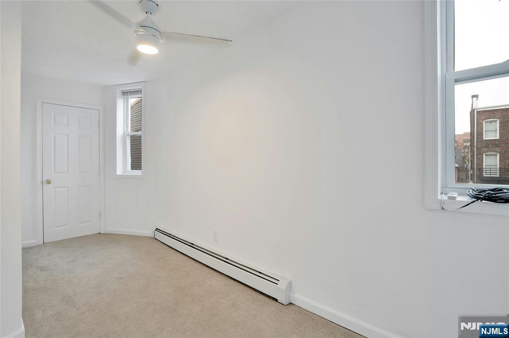 811 Montgomery Street 201