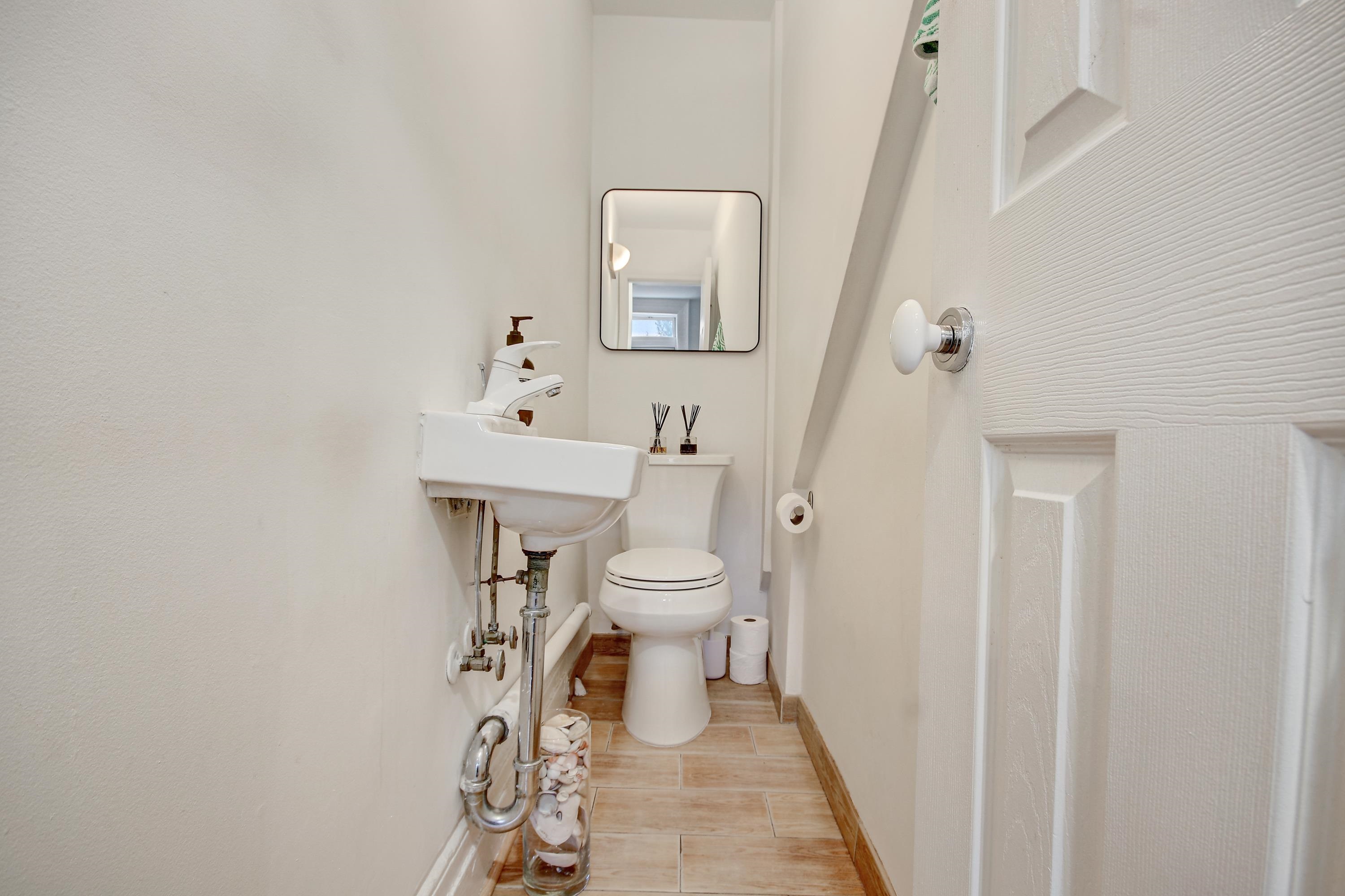 520 MANILA AVE Unit: 1