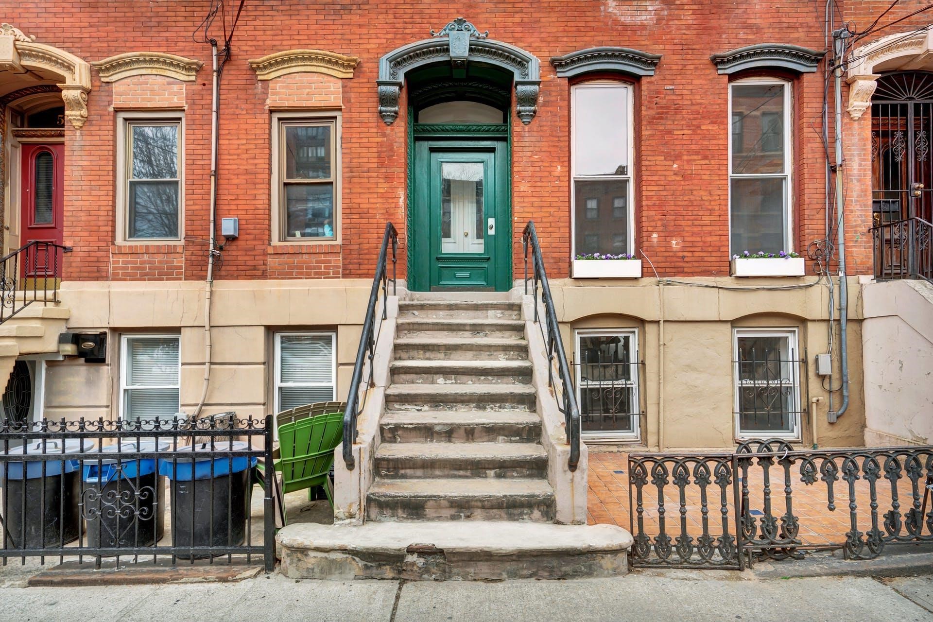 520 MANILA AVE Unit: 1