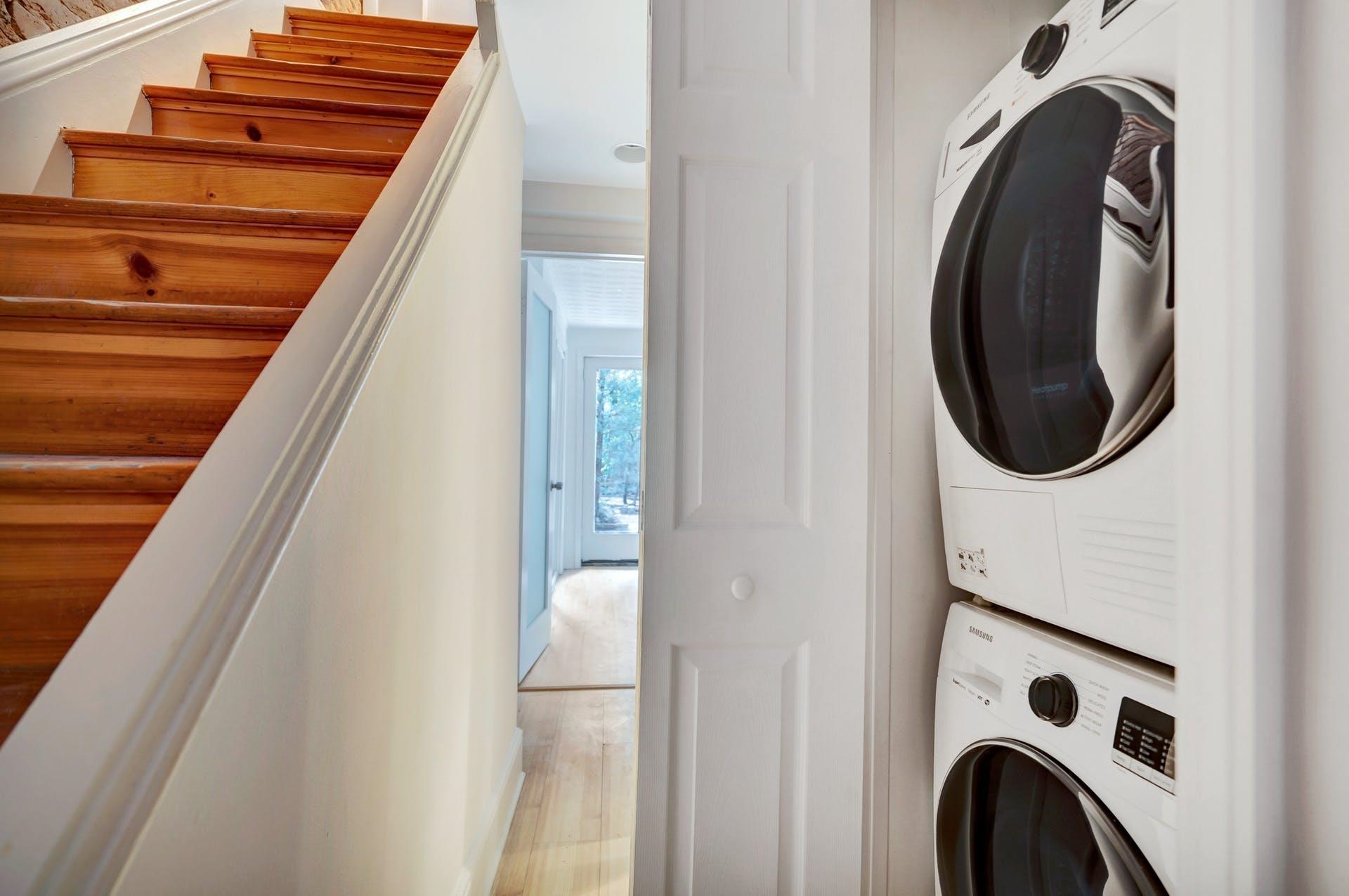 520 MANILA AVE Unit: 1