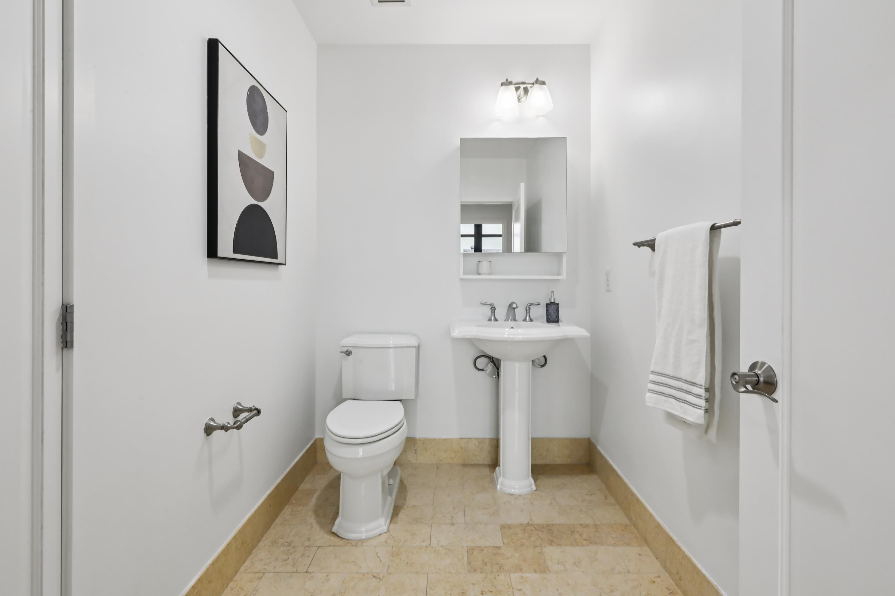 1025 MAXWELL LANE Unit: 1201