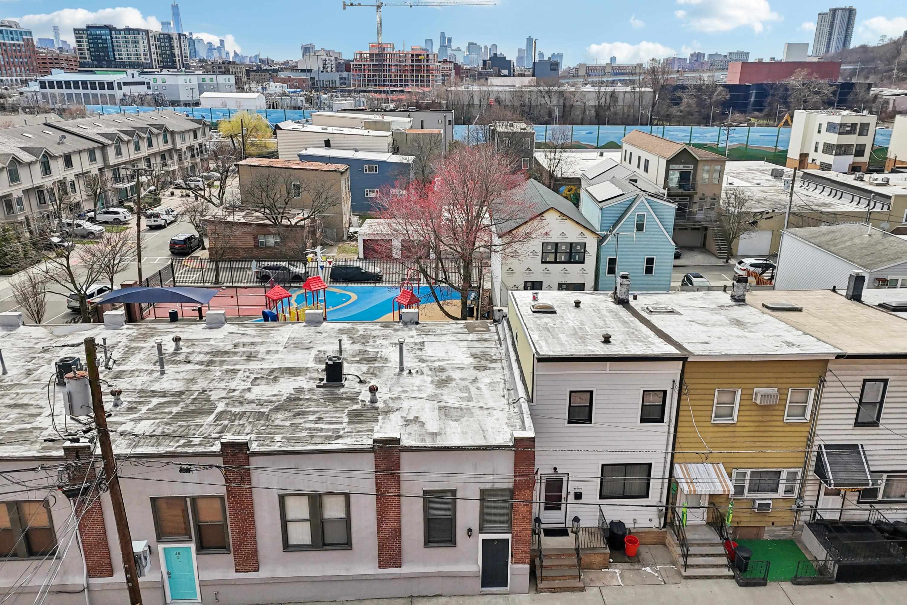 40 WEST 19TH ST Unit: 3