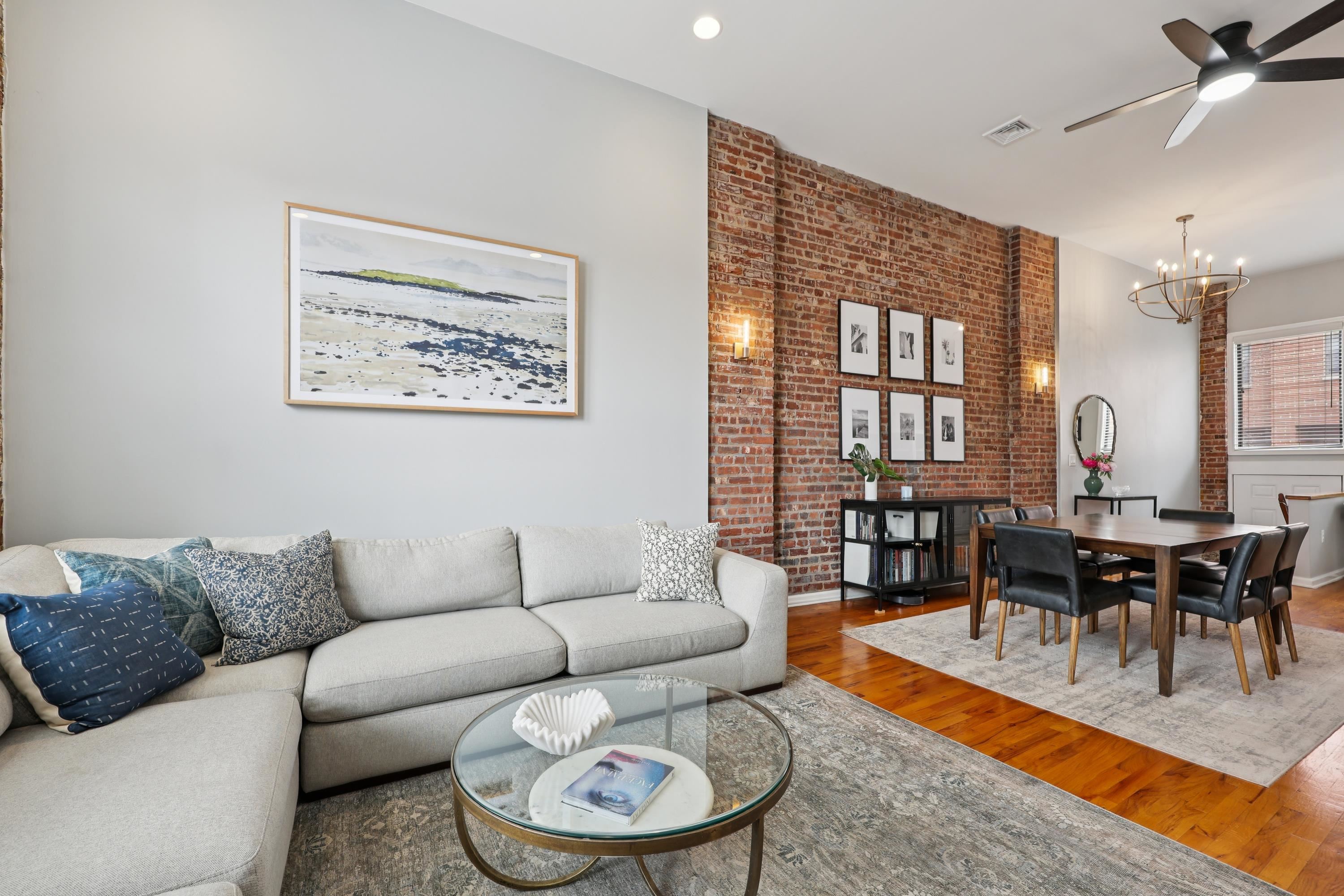 40 WEST 19TH ST Unit: 3