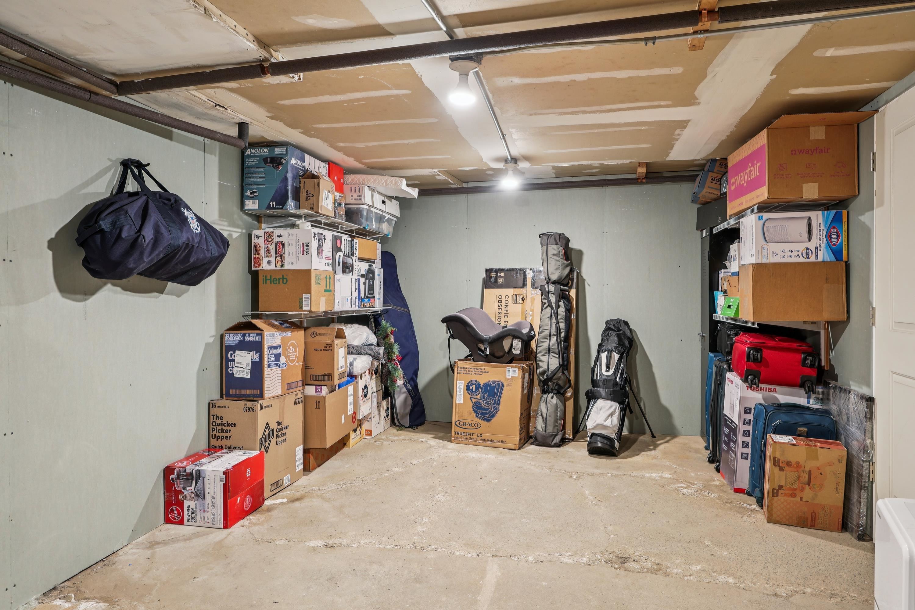 40 WEST 19TH ST Unit: 3