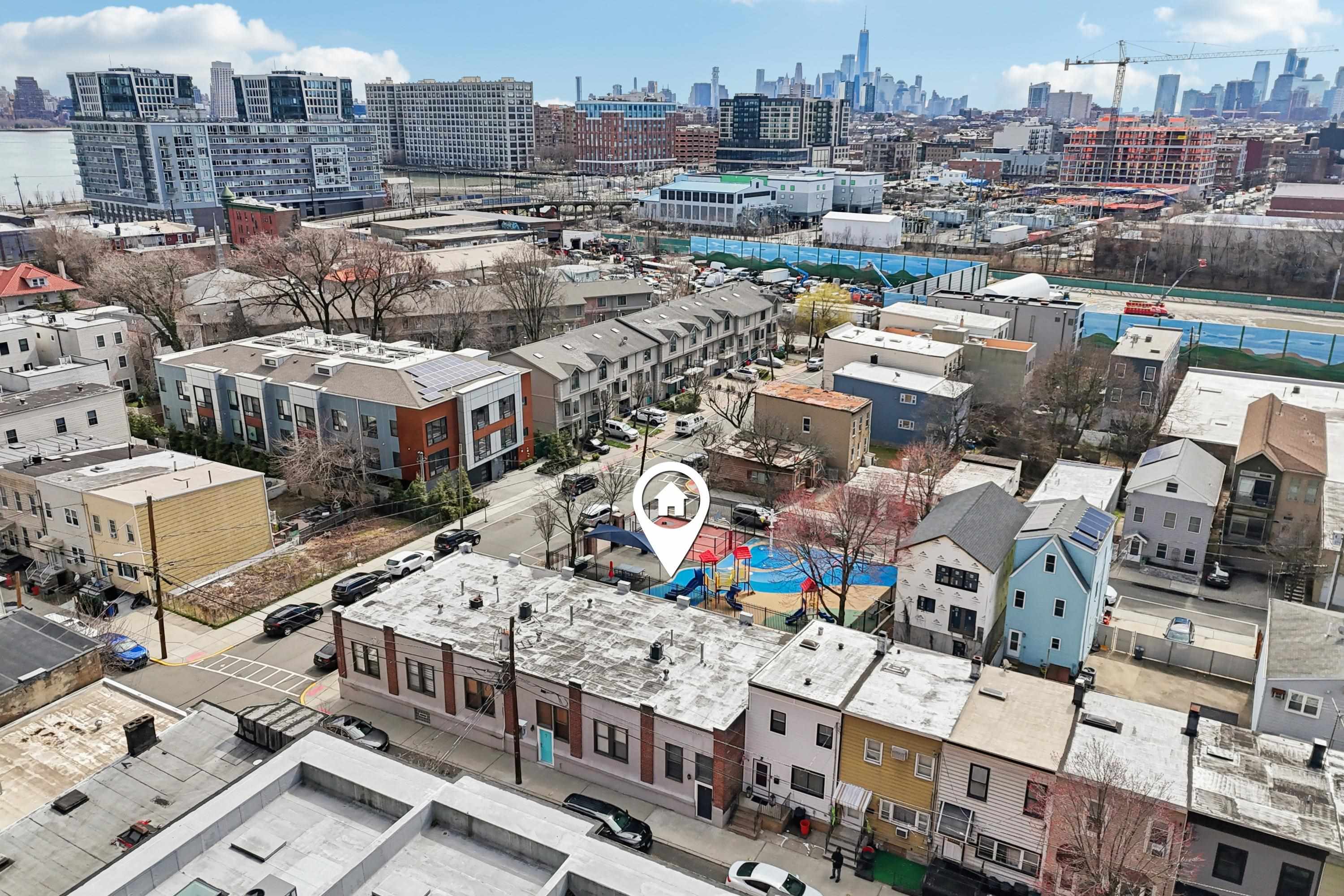 40 WEST 19TH ST Unit: 3