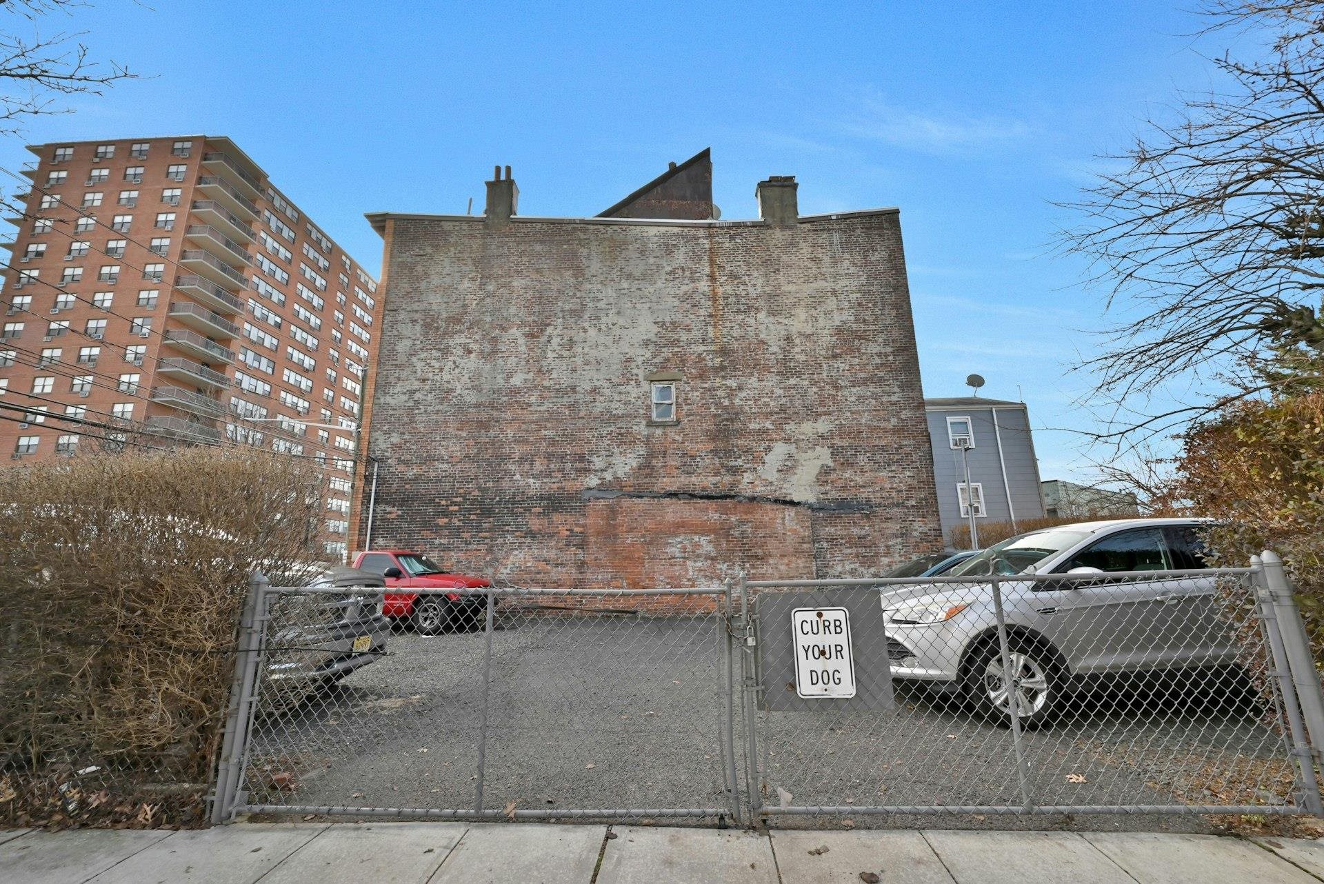 513 CENTRAL AVE