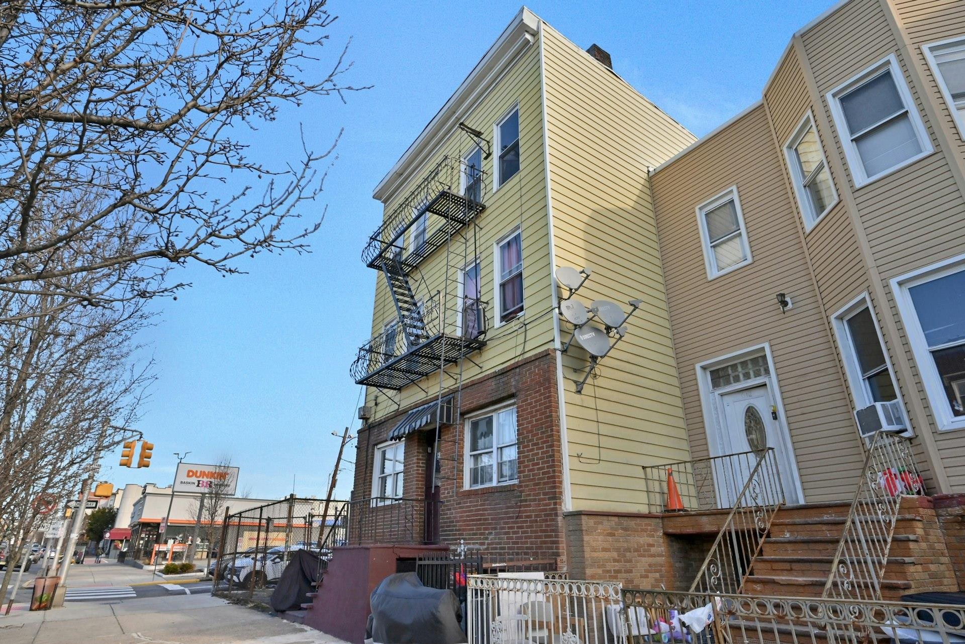 614 KENNEDY BLVD