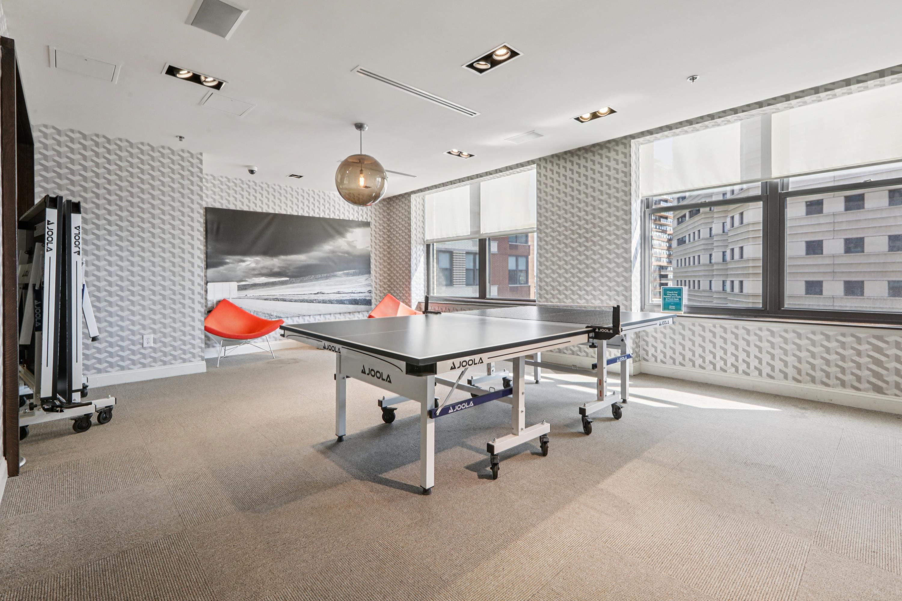 102 CHRISTOPHER COLUMBUS DR Unit: 904