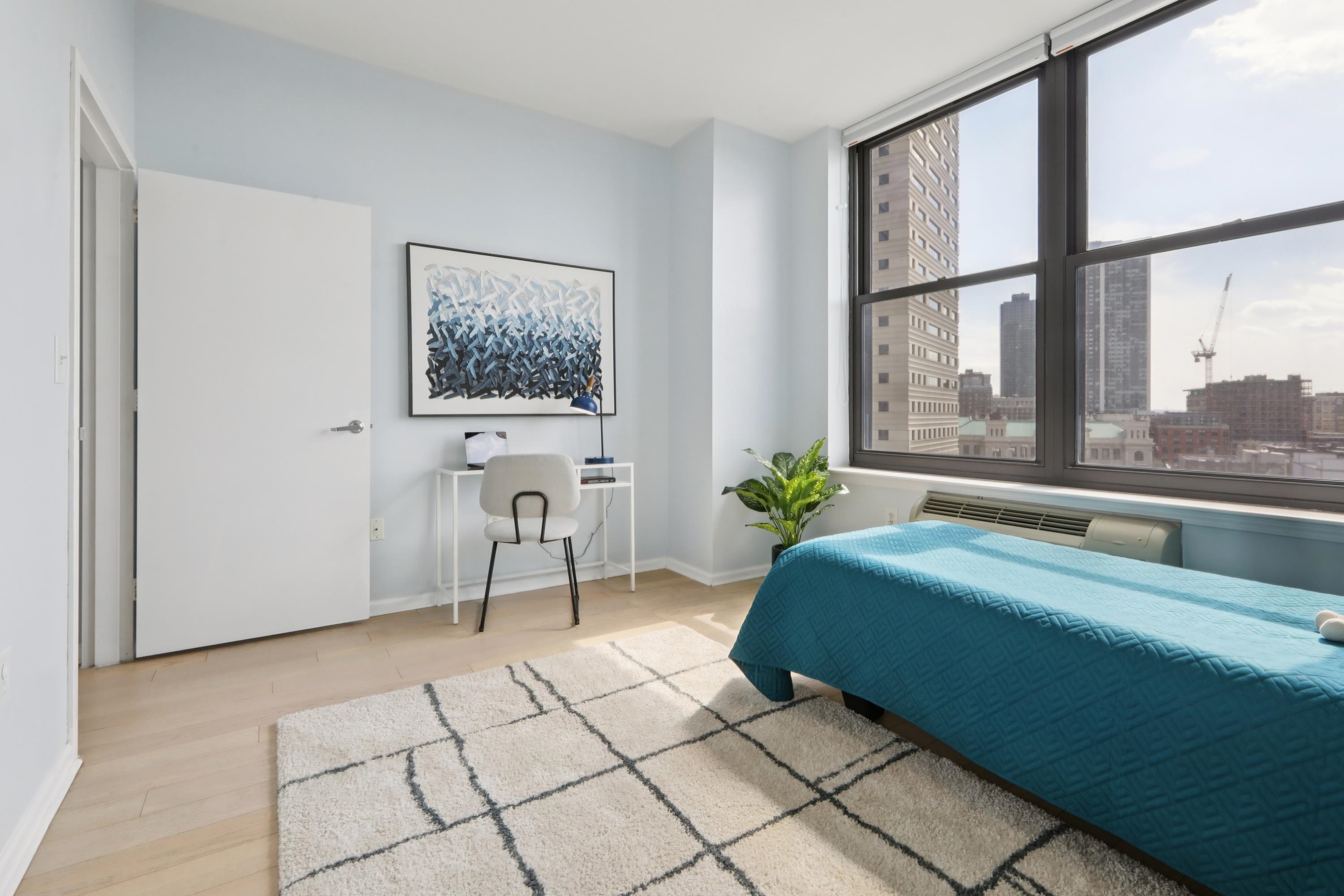 102 CHRISTOPHER COLUMBUS DR Unit: 904