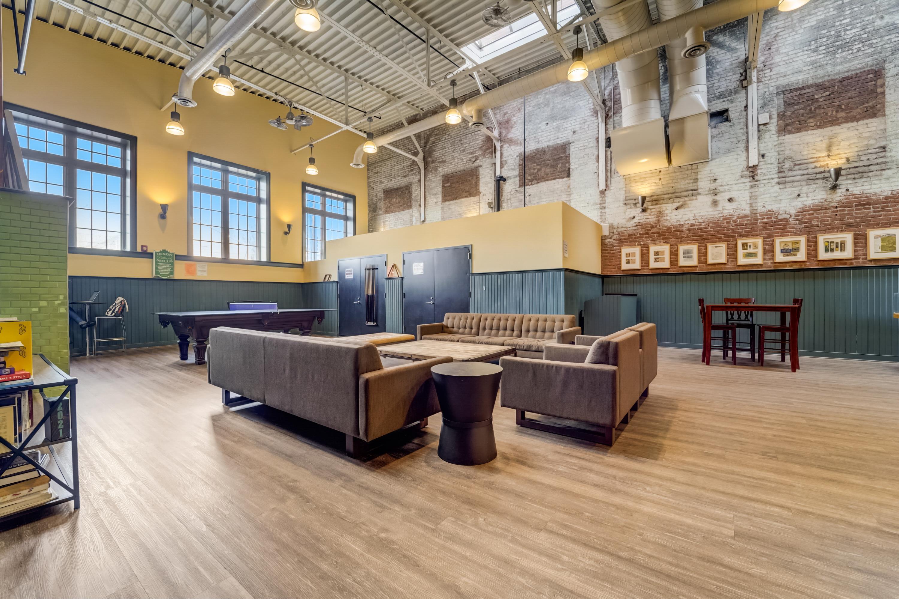 186 WAYNE ST Unit: 225D