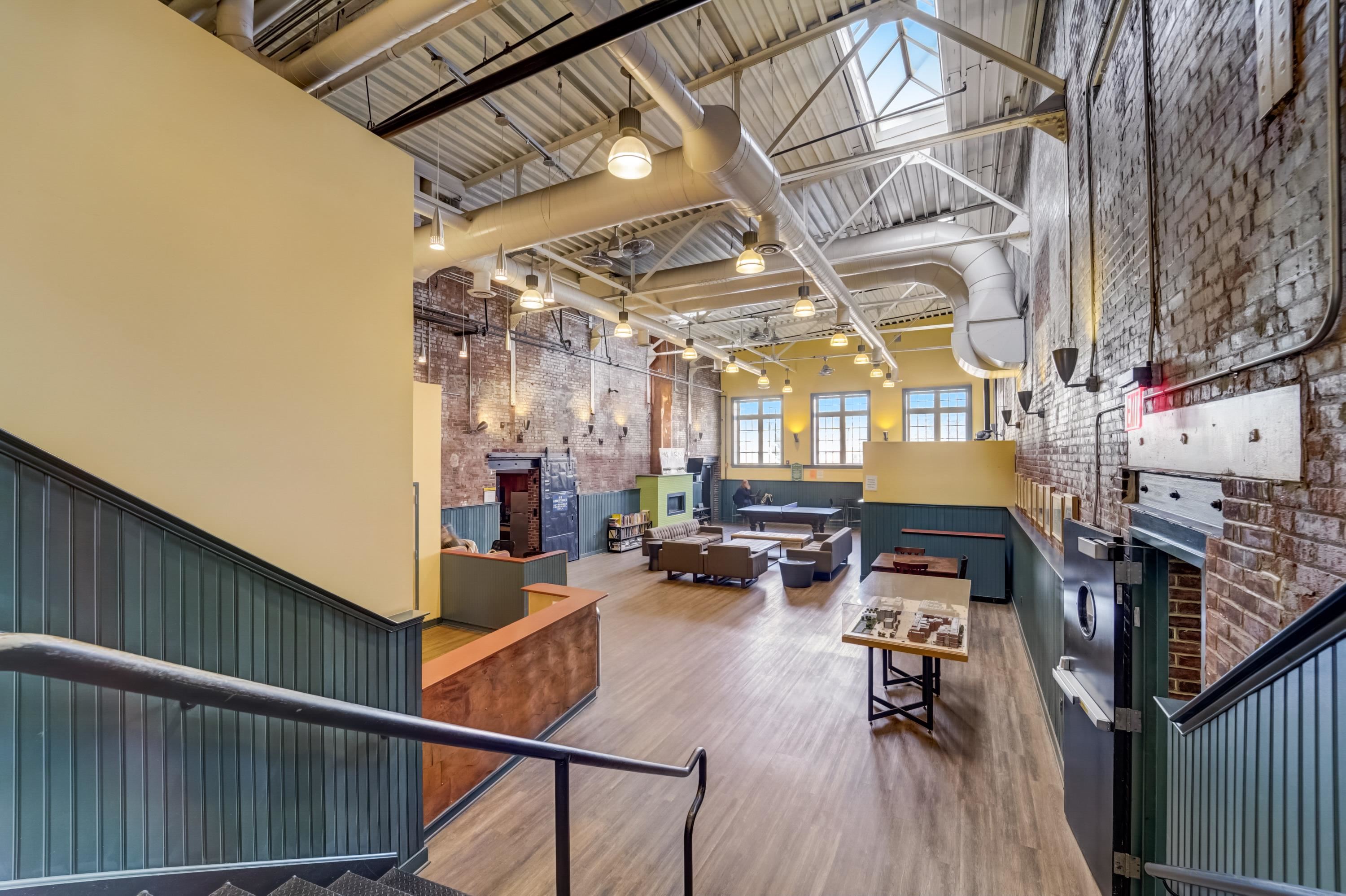 186 WAYNE ST Unit: 225D