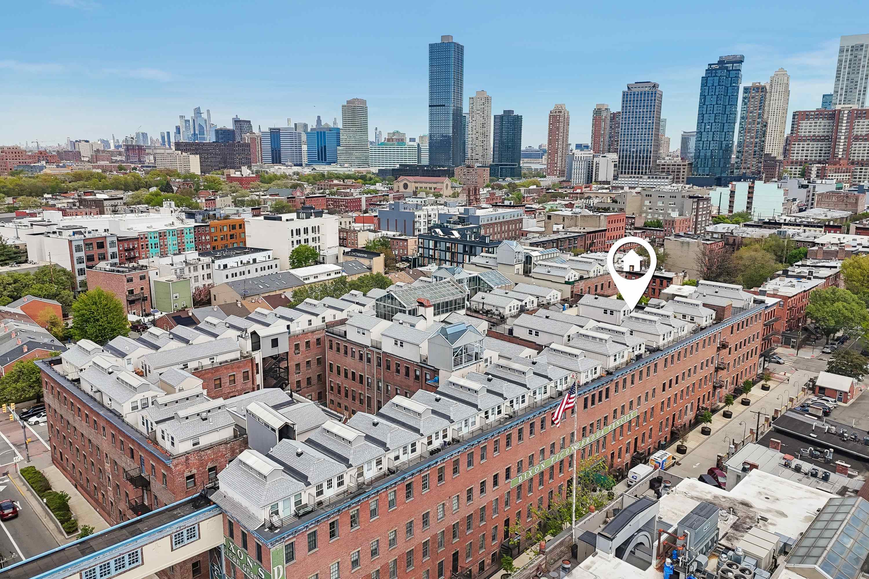 186 WAYNE ST Unit: 225D