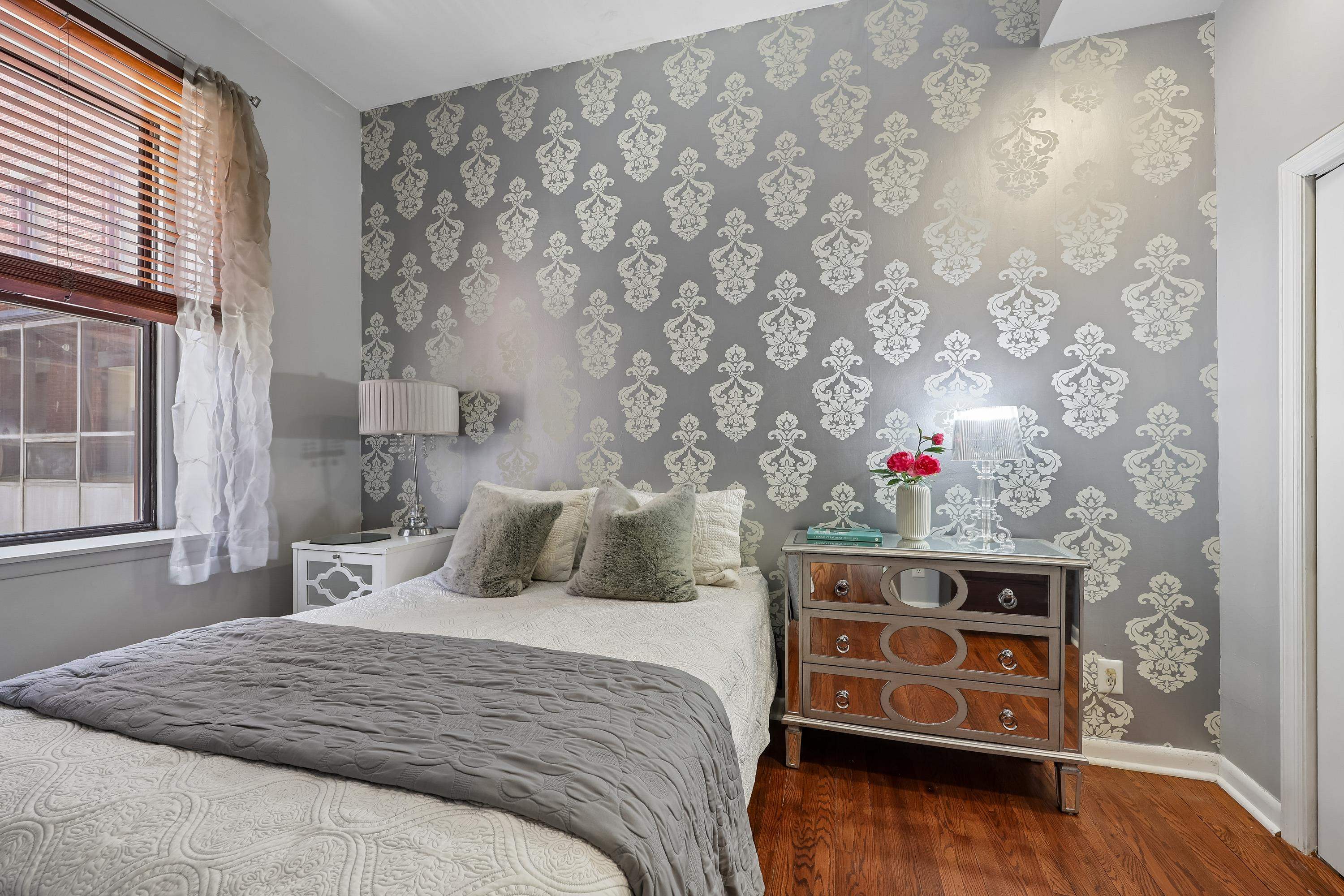 186 WAYNE ST Unit: 225D