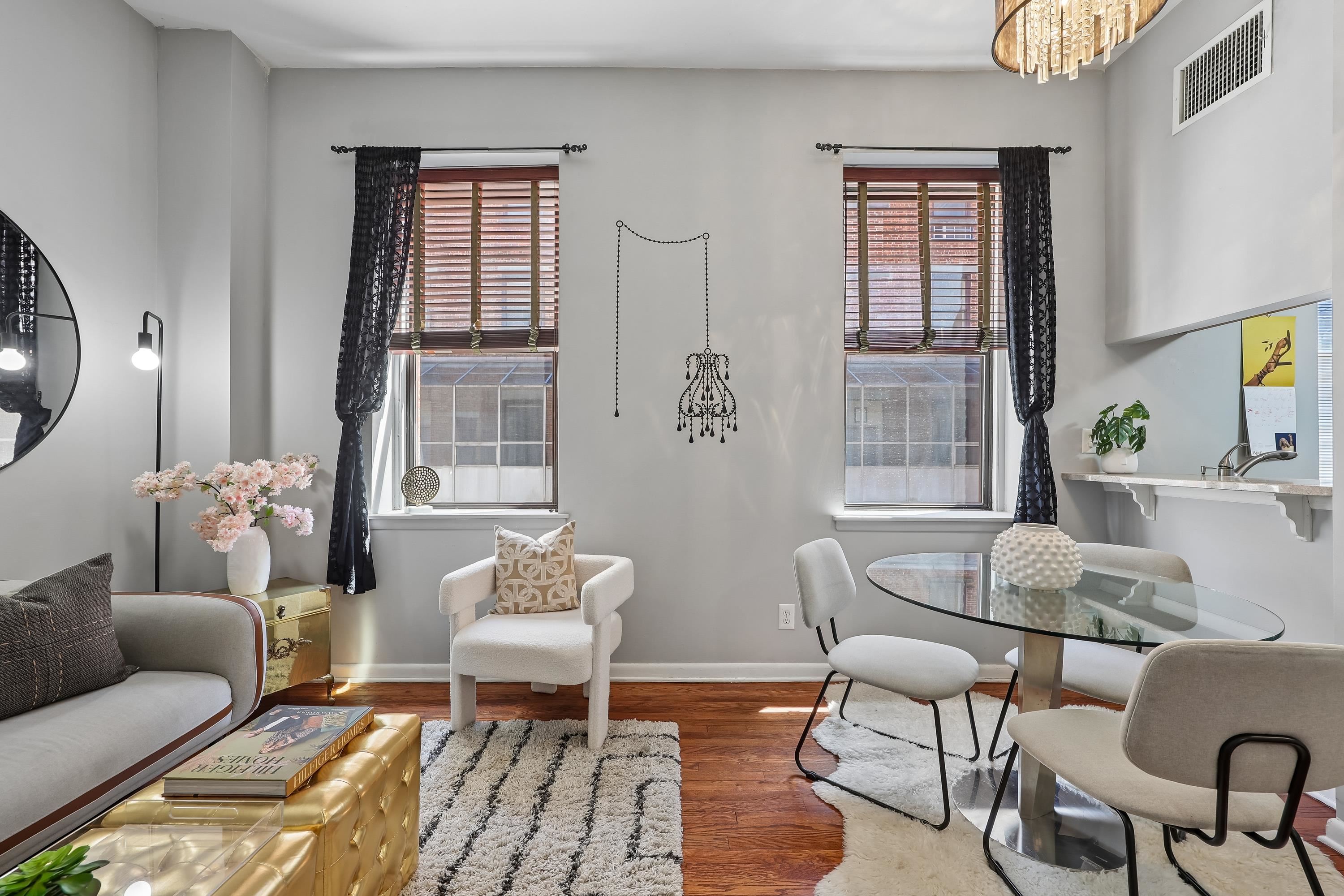 186 WAYNE ST Unit: 225D