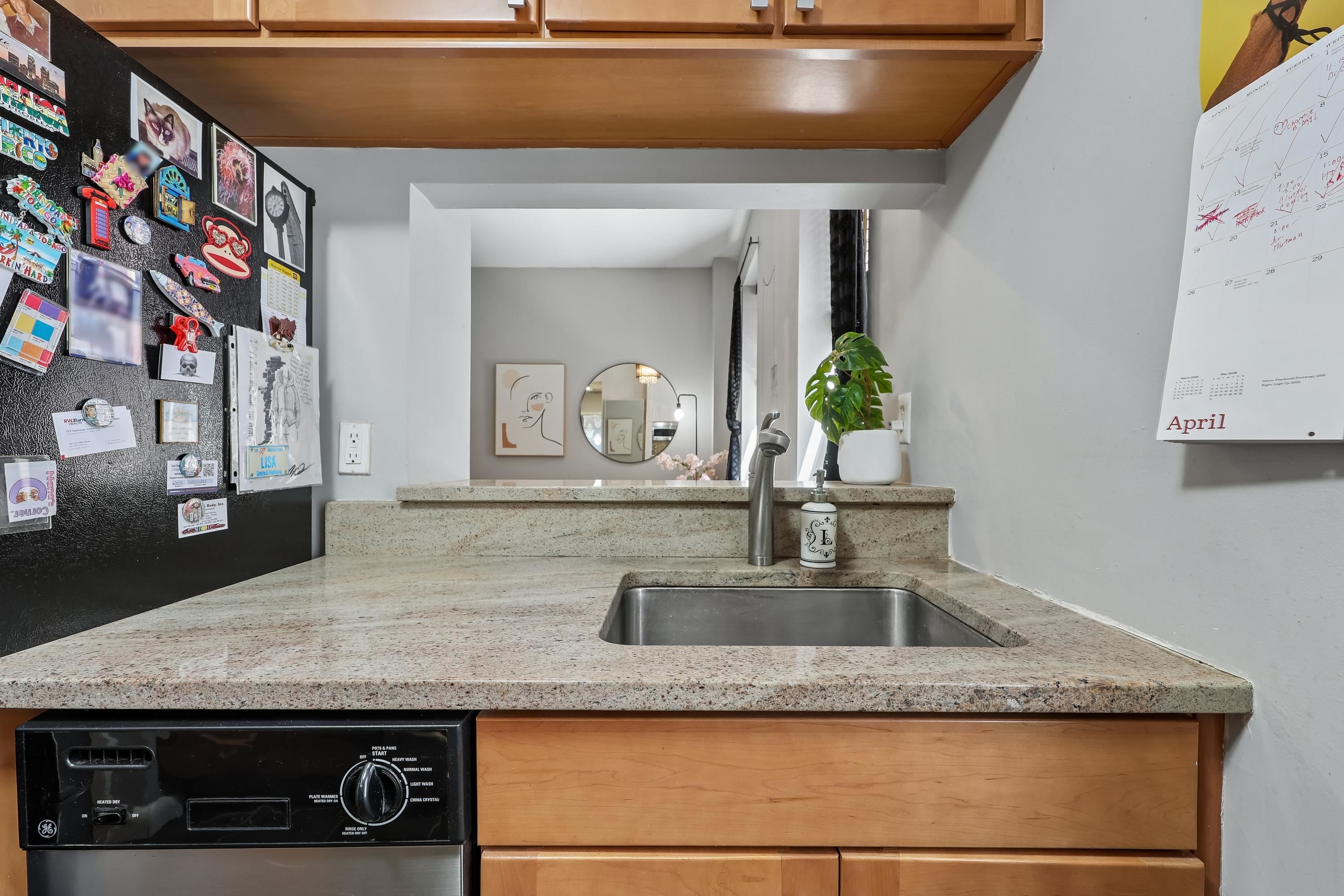 186 WAYNE ST Unit: 225D