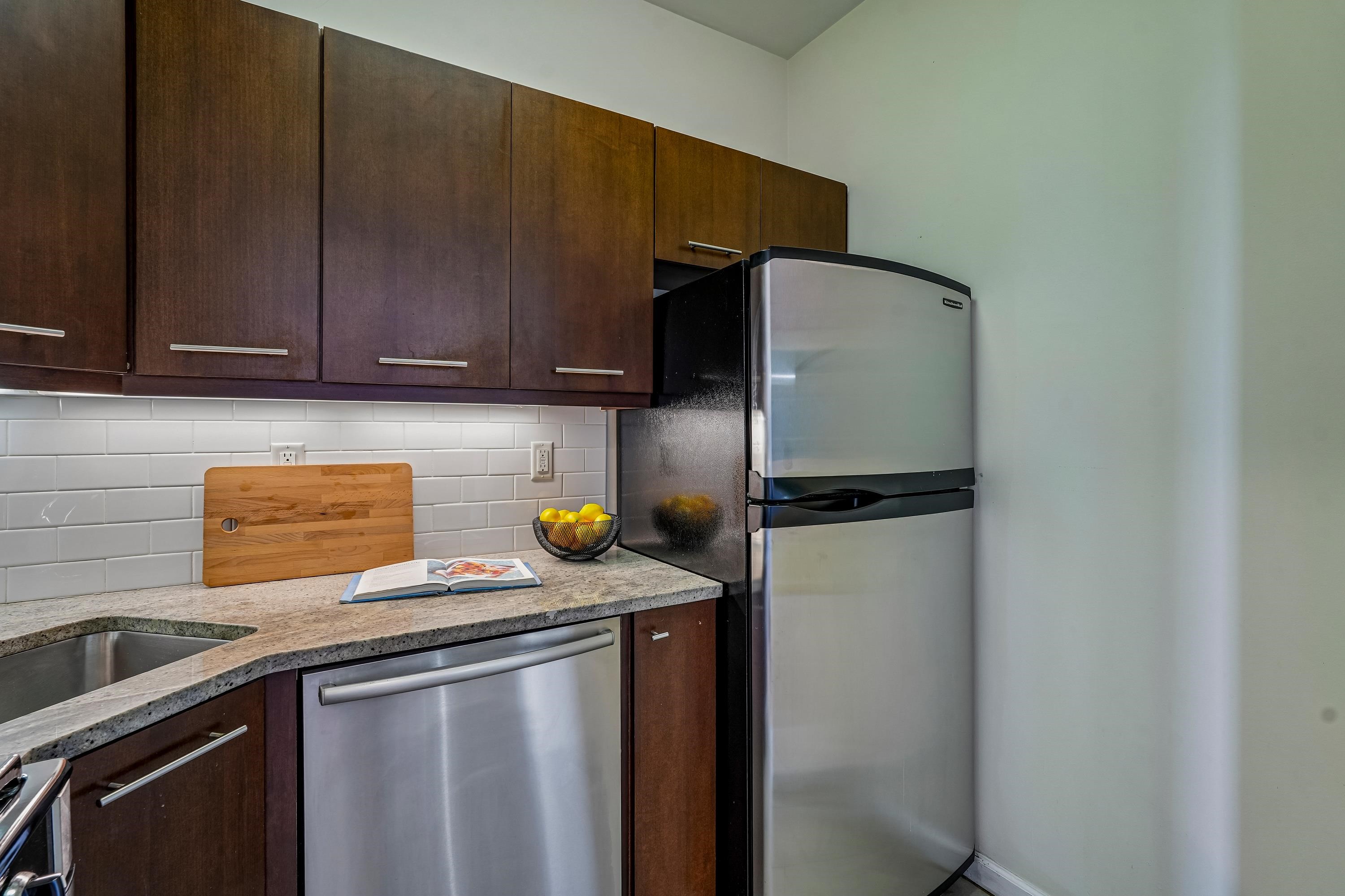 501 ADAMS ST Unit: 5F