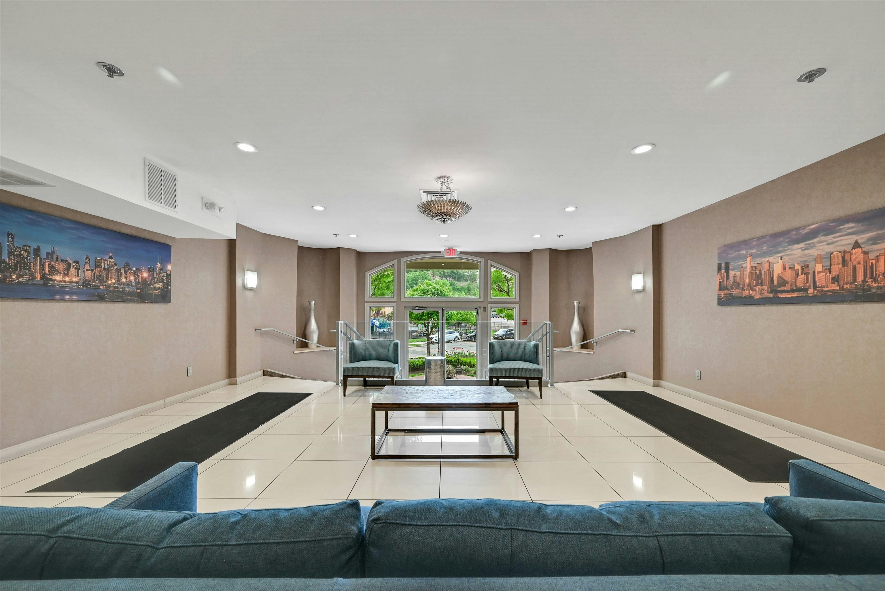 26 AVENUE AT PORT IMPERIAL Unit: 242
