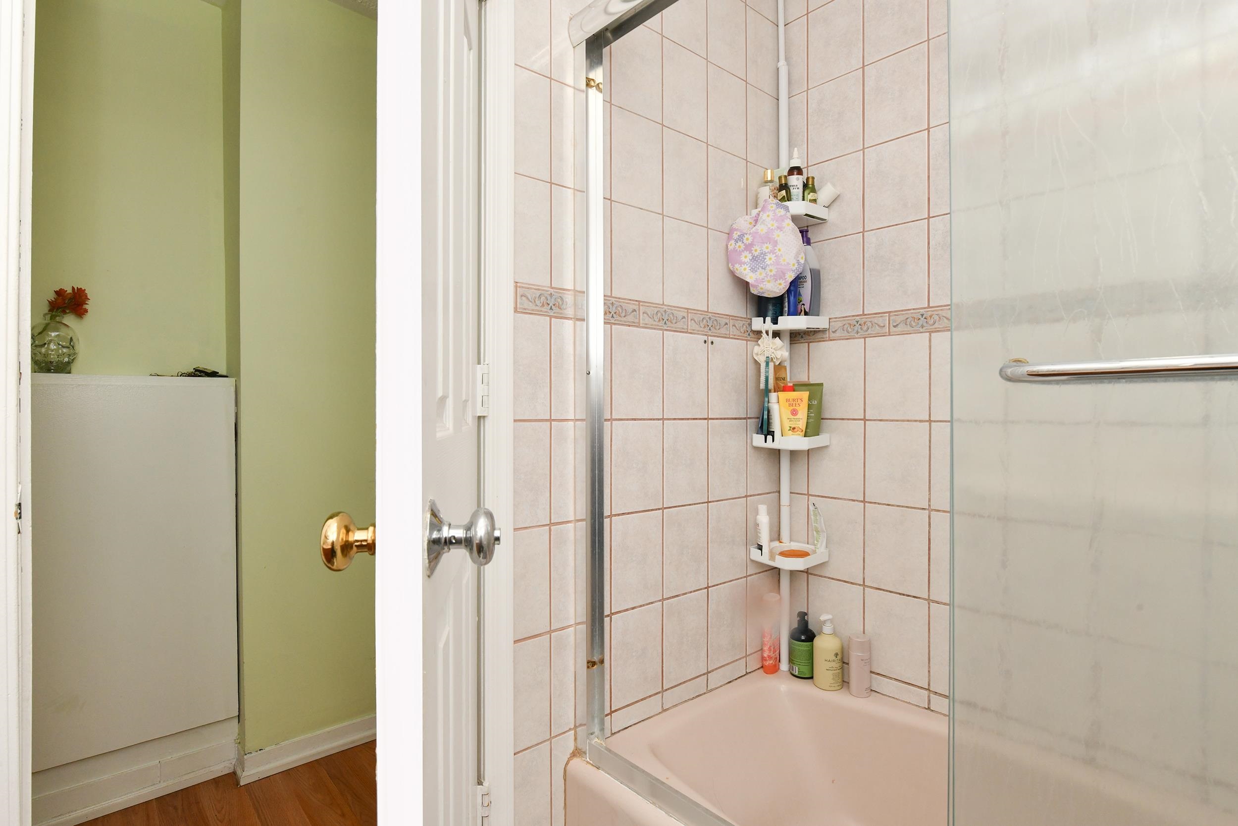26 CHARLES ST Unit: 1