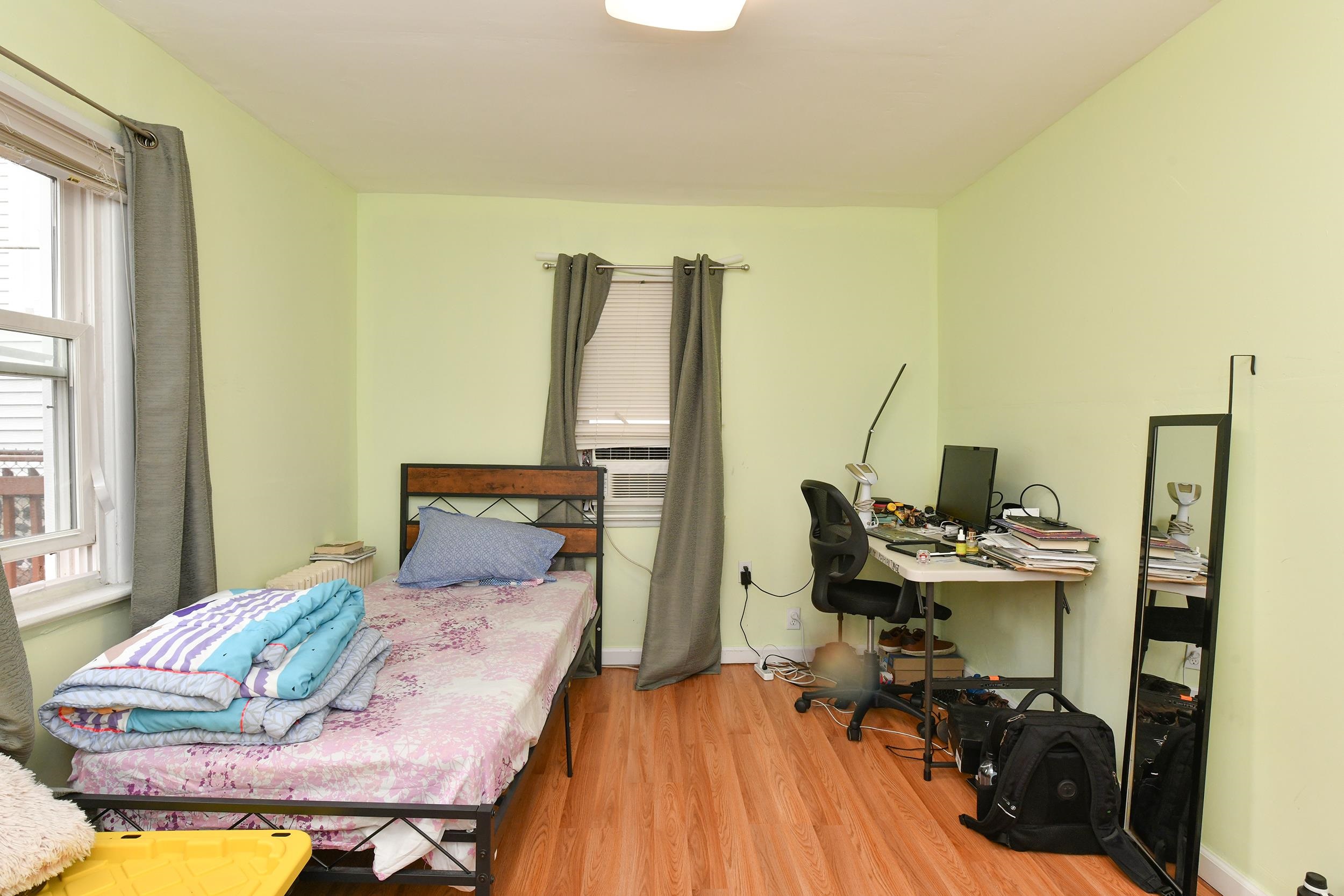 26 CHARLES ST Unit: 1
