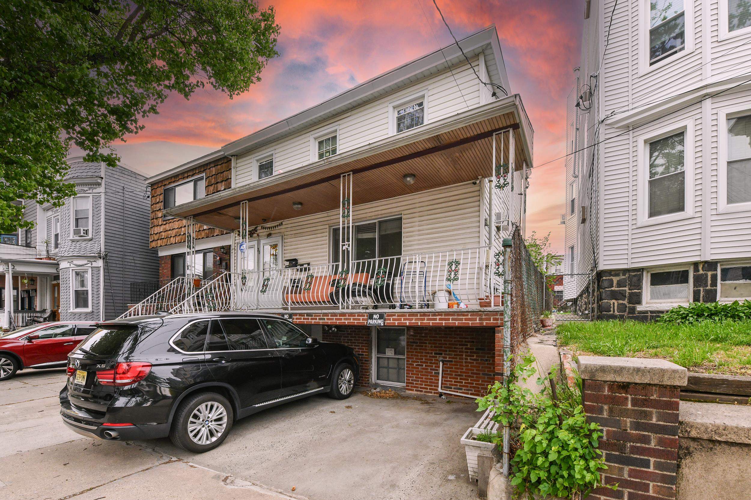 26 CHARLES ST Unit: 1