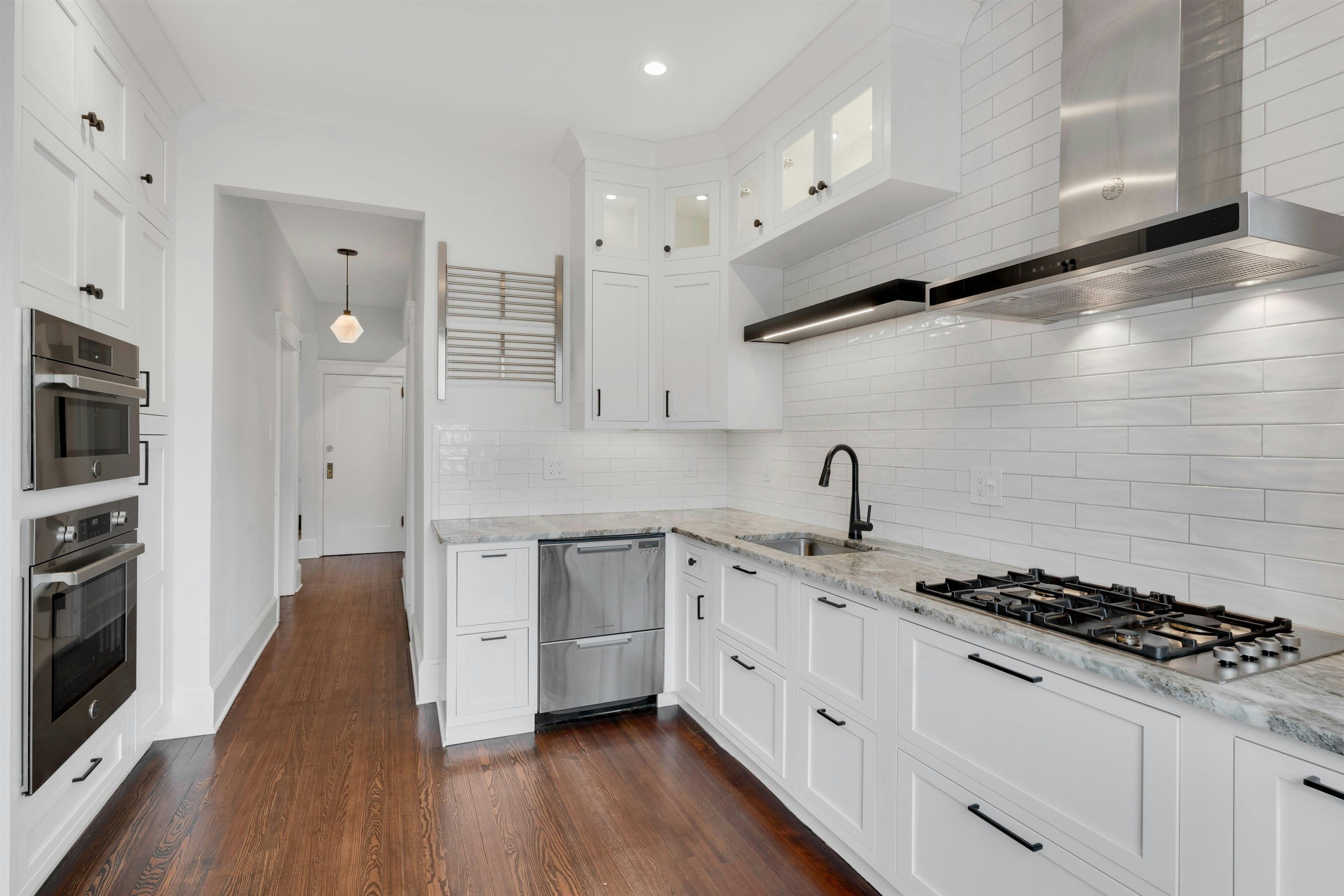 722 27TH ST Unit: 1