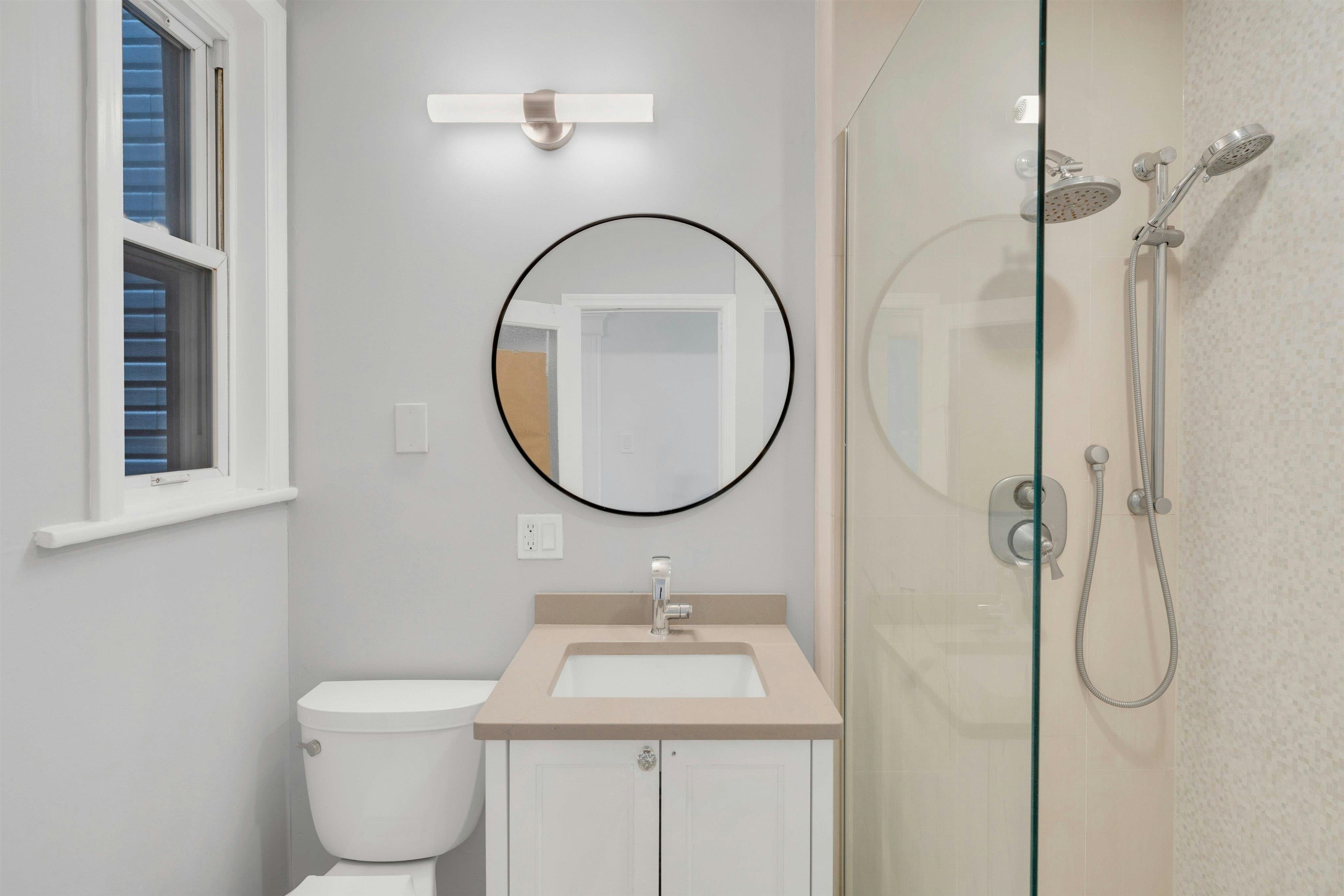 722 27TH ST Unit: 1