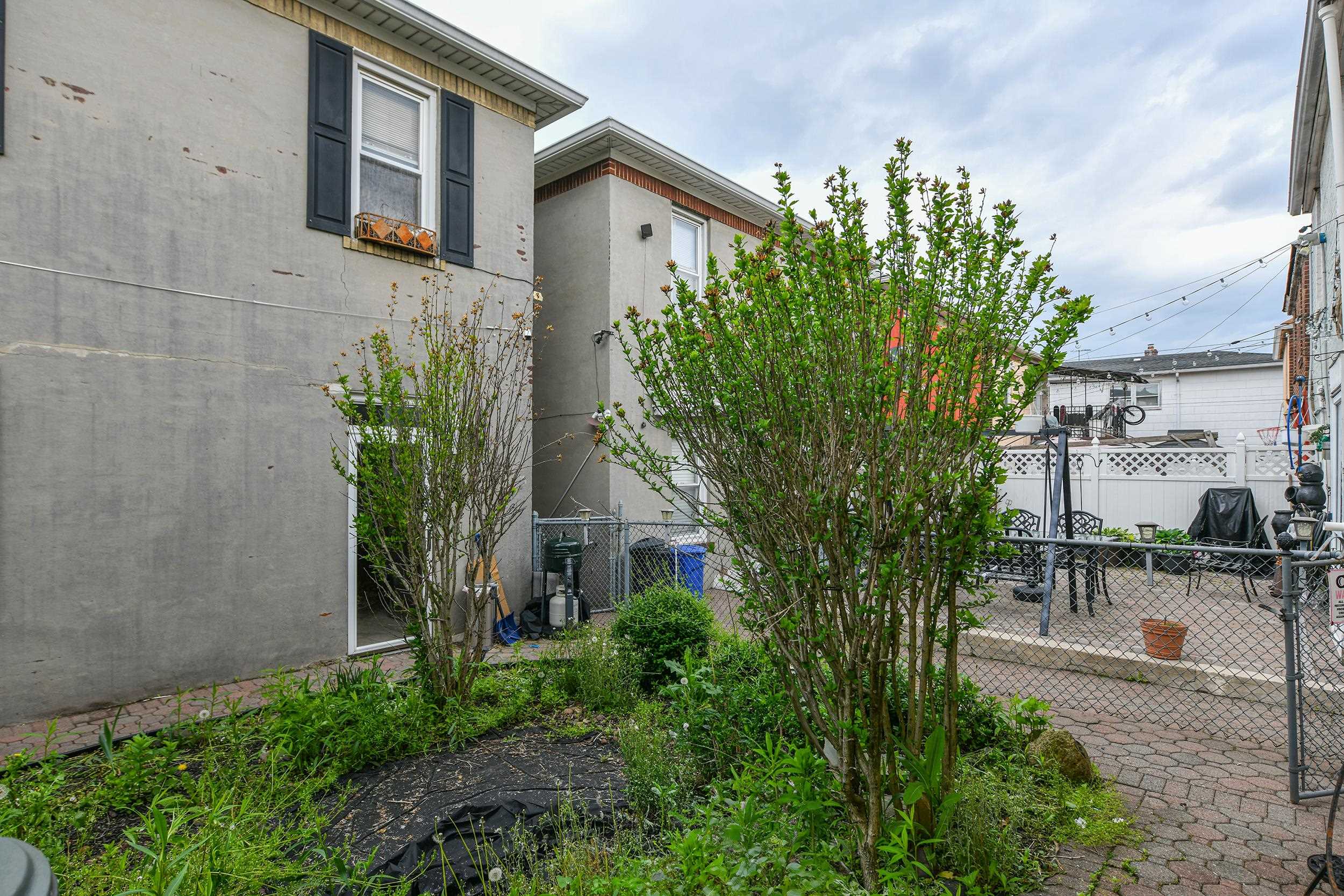 610 COLUMBIA AVE Unit: 1