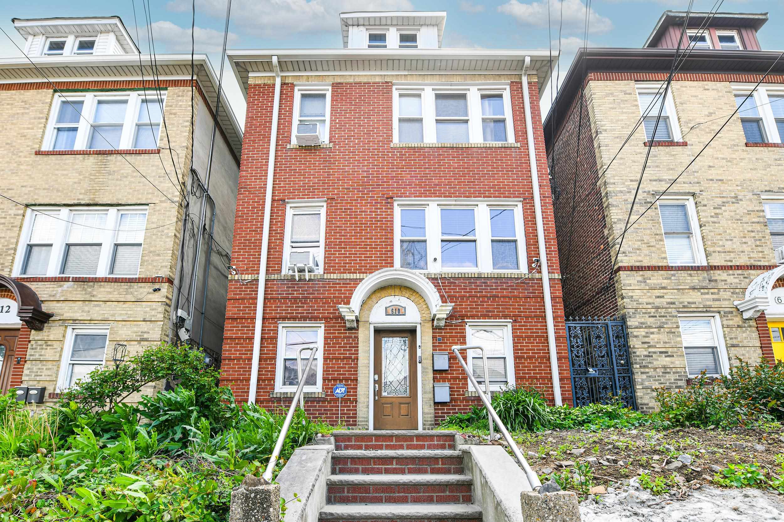 610 COLUMBIA AVE Unit: 1