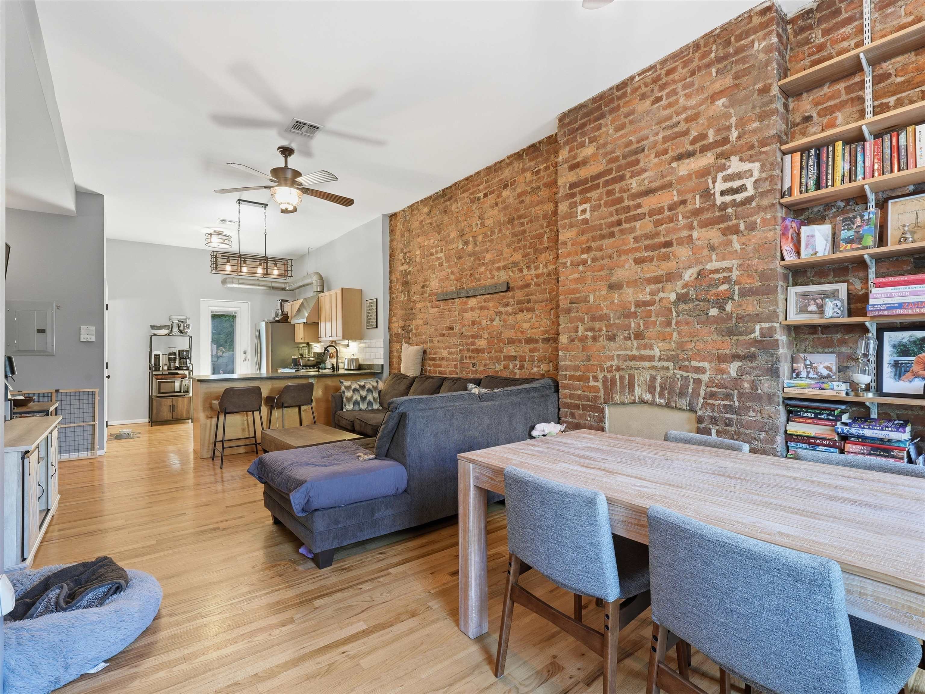 522 JERSEY AVE