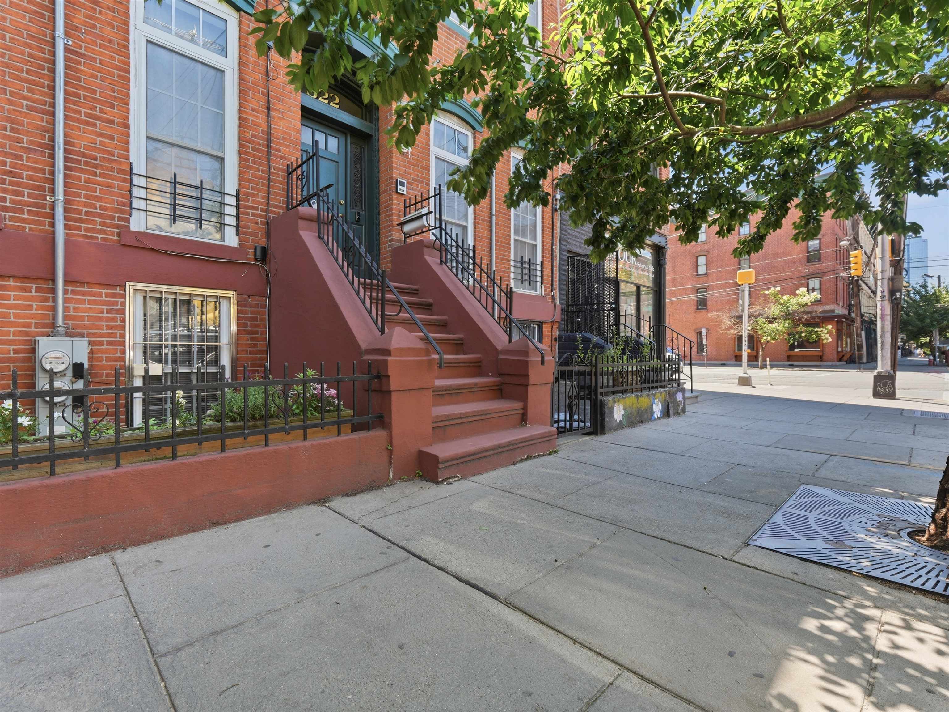 522 JERSEY AVE