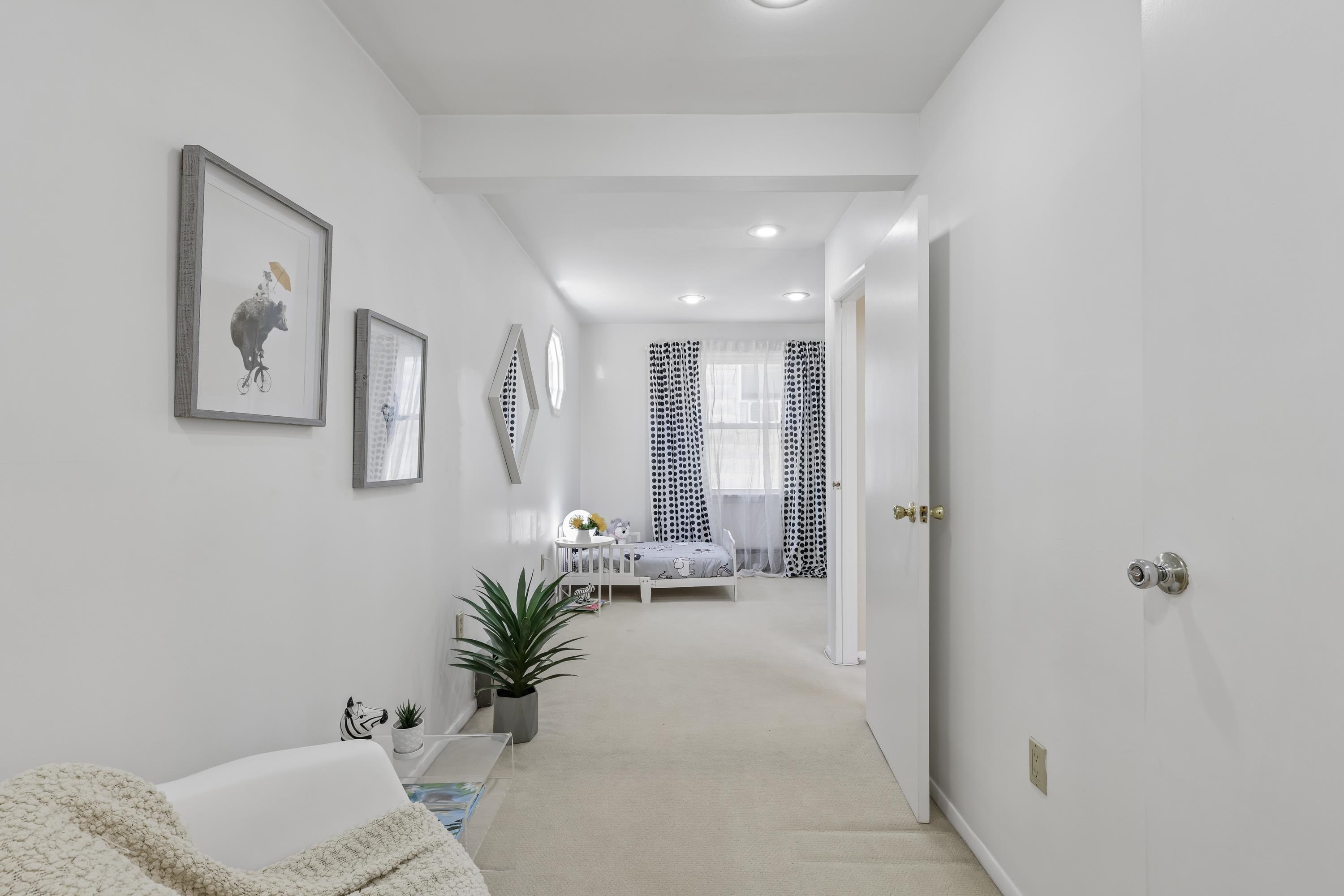126 NELSON AVE