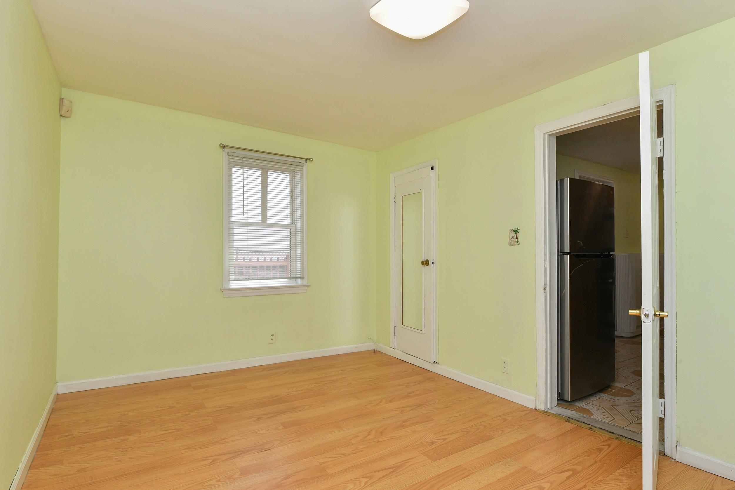 26 CHARLES ST Unit: 1