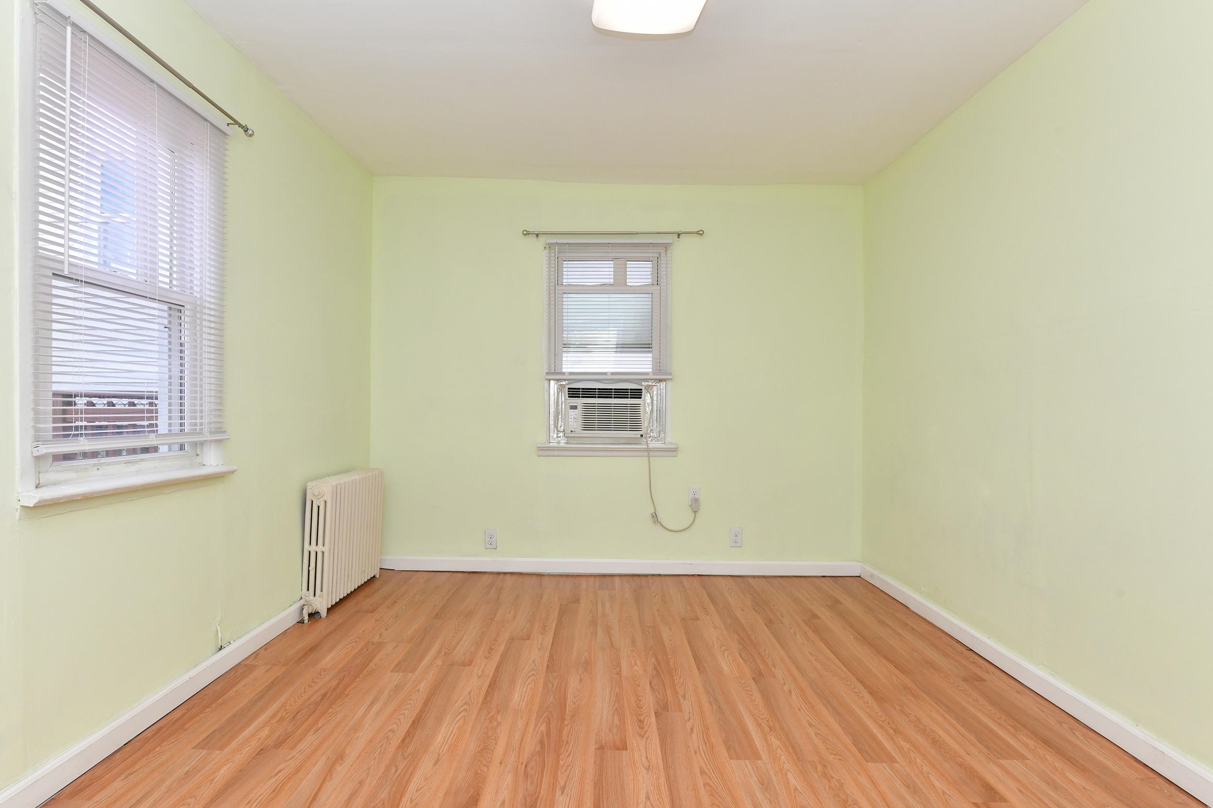 26 CHARLES ST Unit: 1