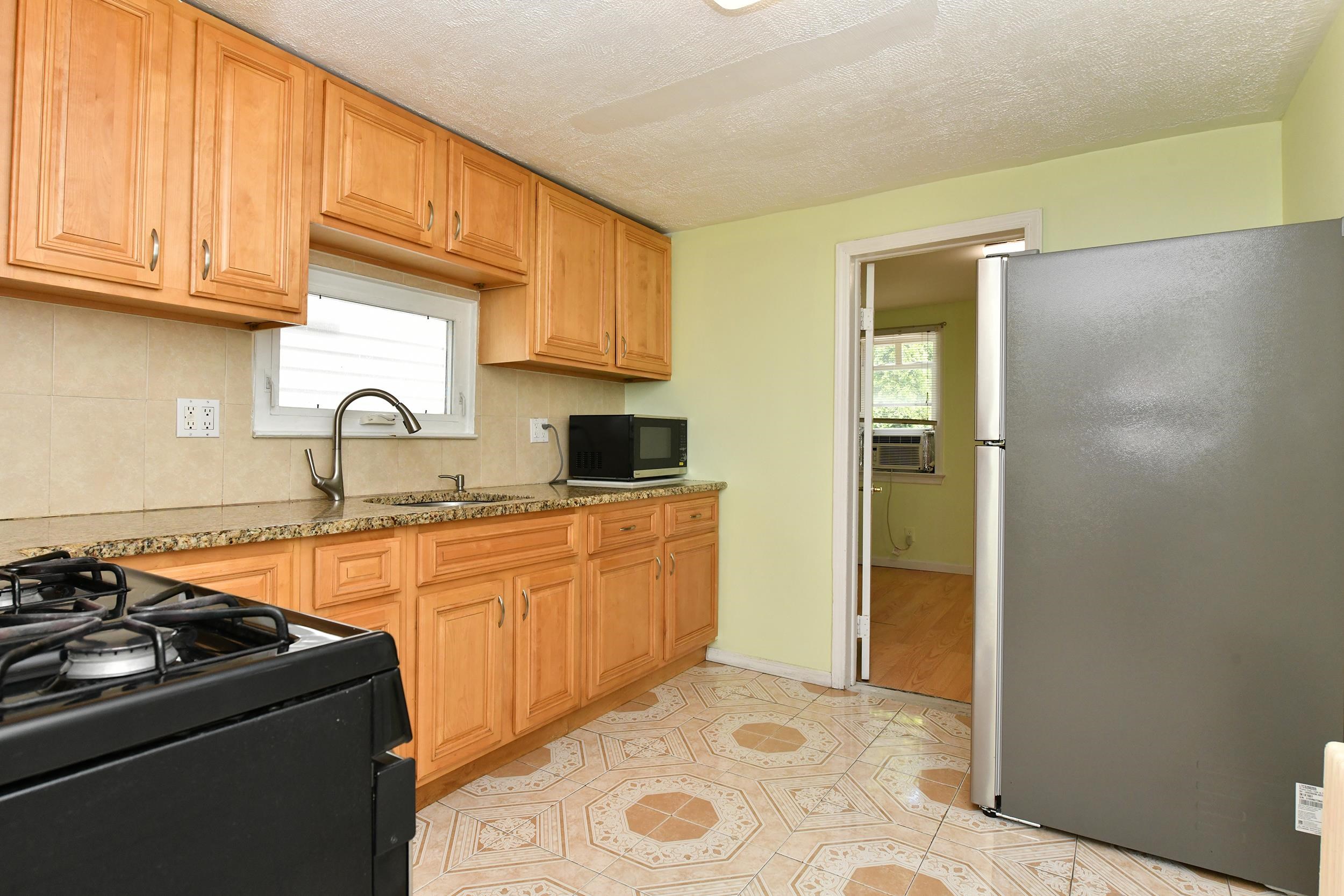 26 CHARLES ST Unit: 1