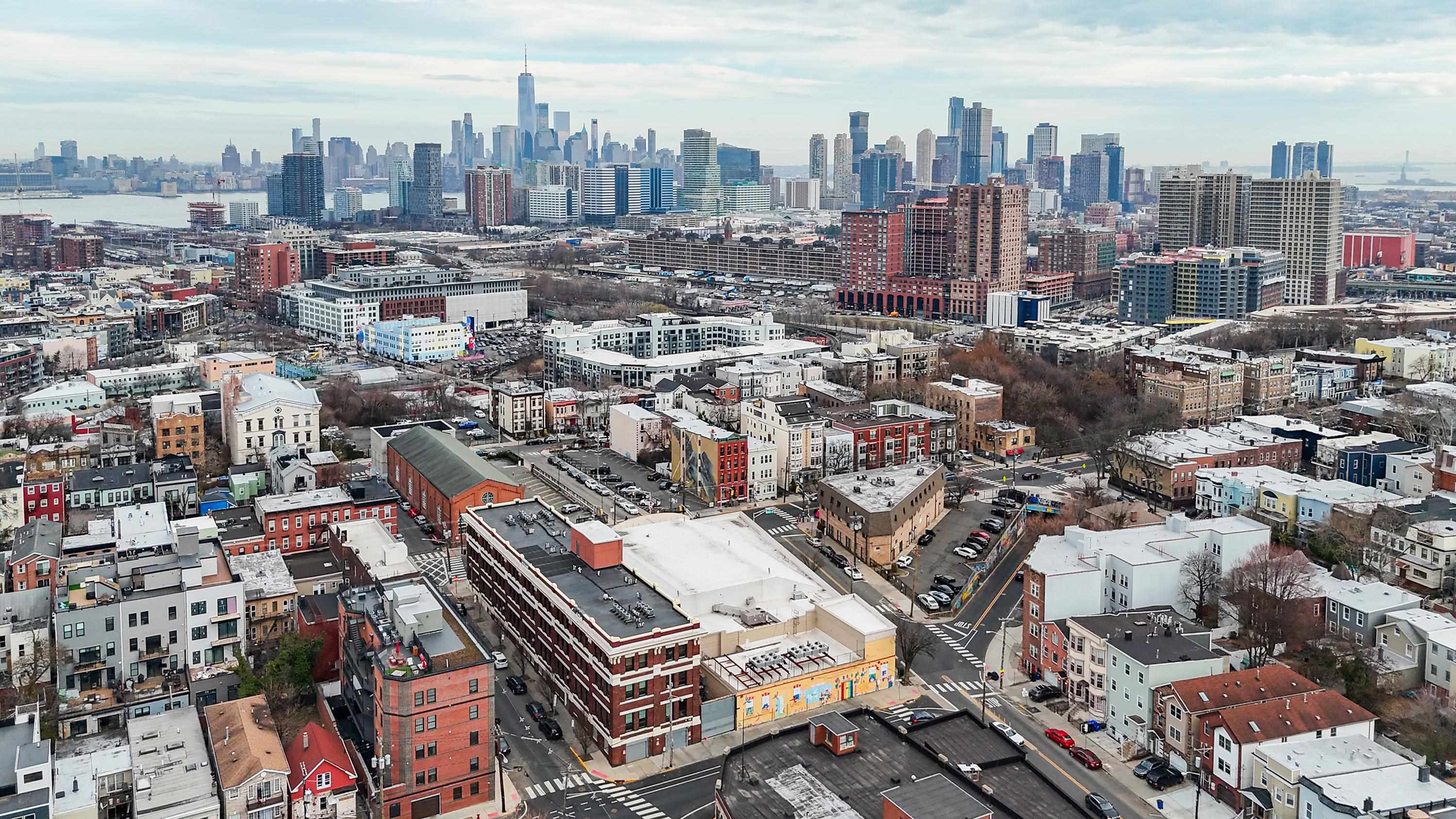 325 PALISADE AVE Unit: 3F