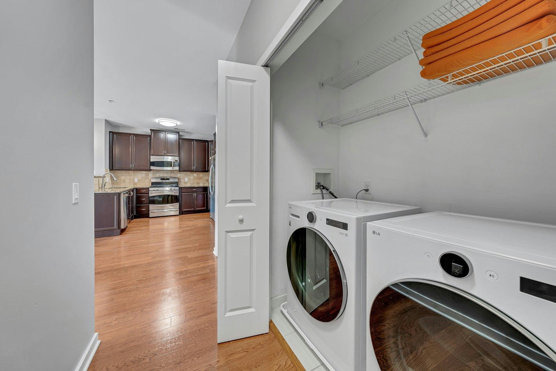 443 4TH ST Unit: 203