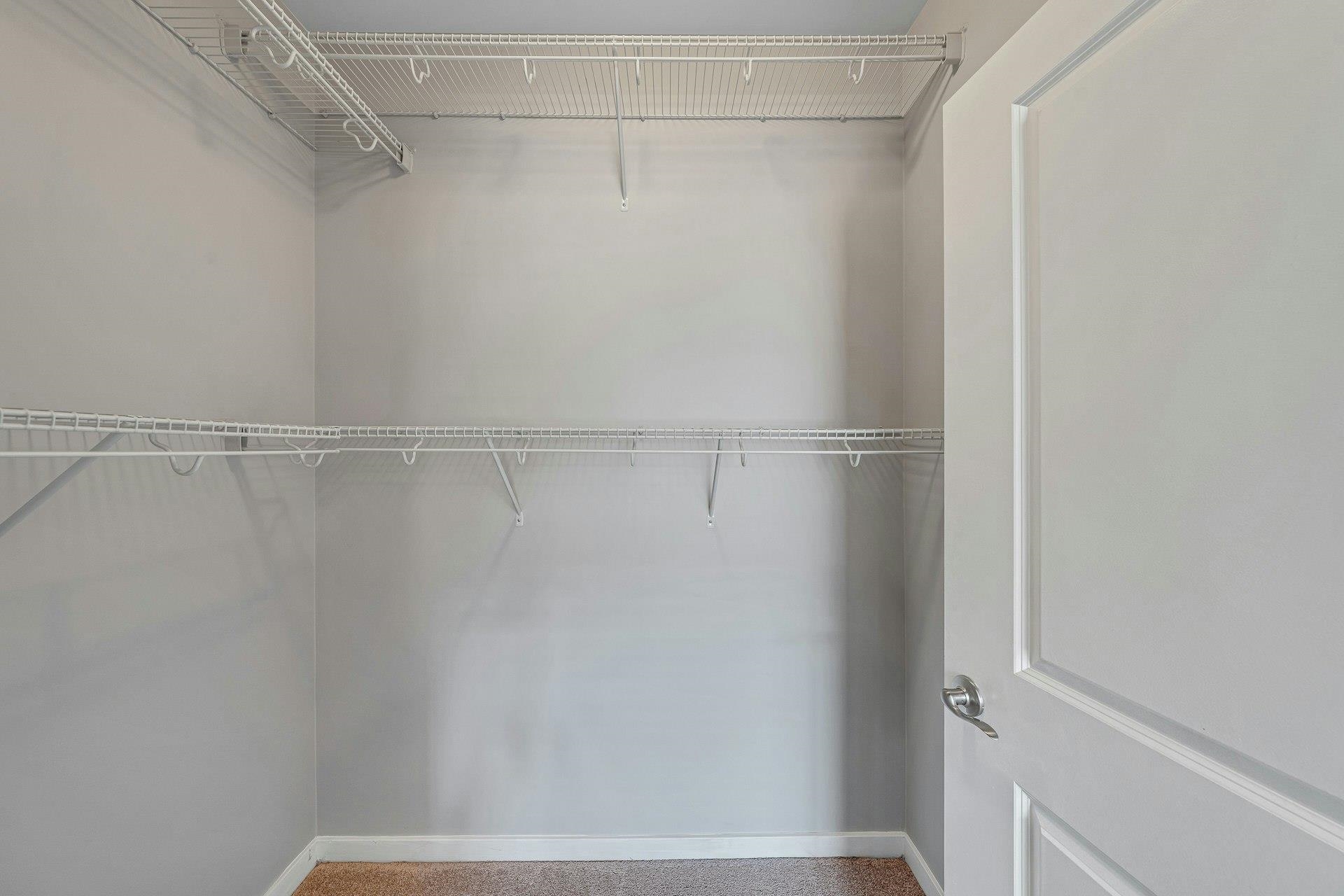 443 4TH ST Unit: 203