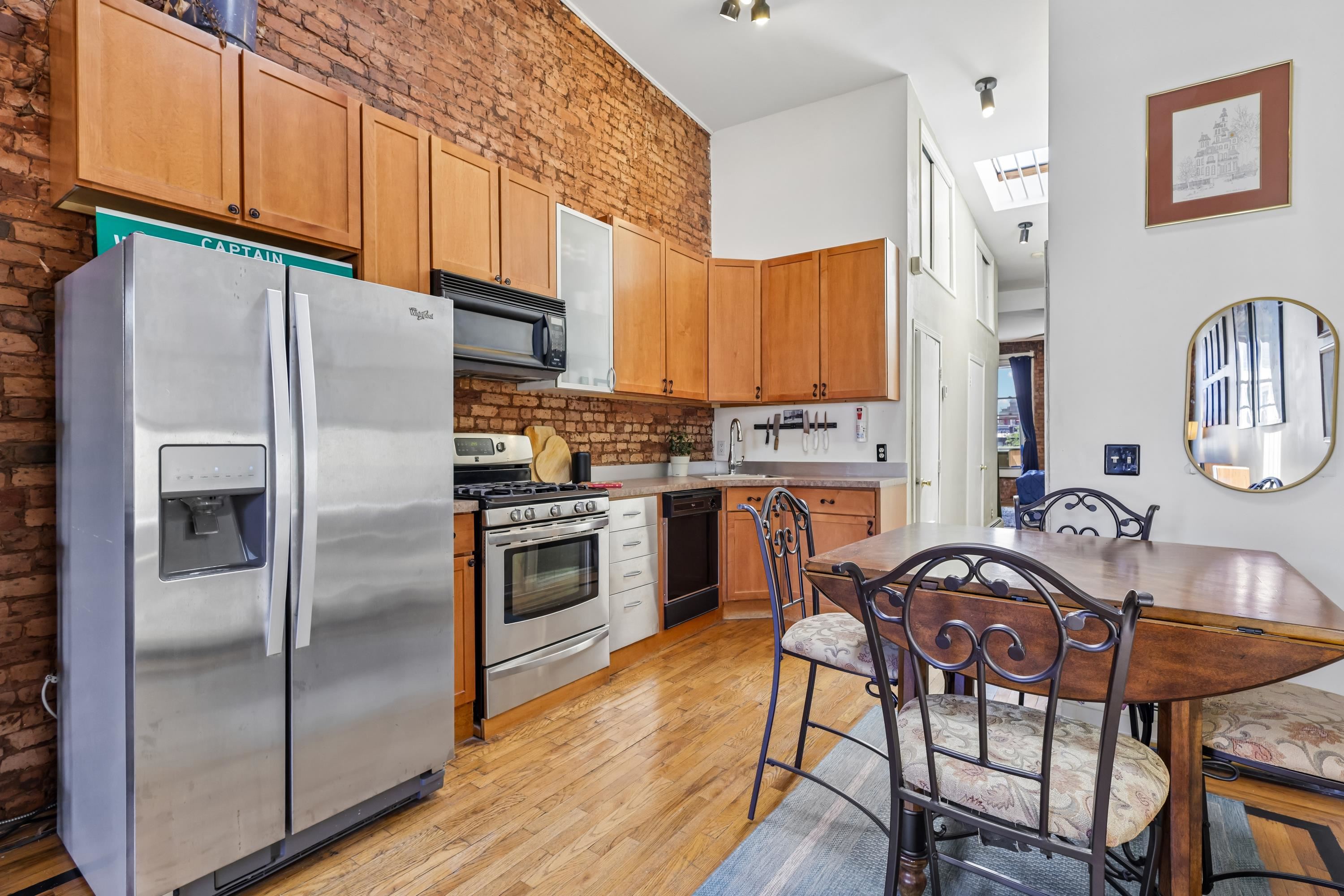 515 JERSEY AVE Unit: 6