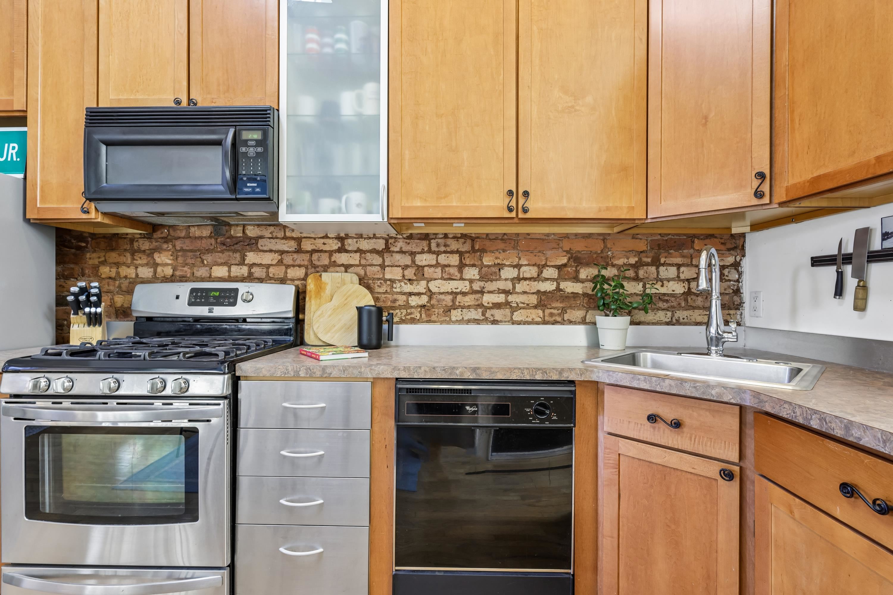 515 JERSEY AVE Unit: 6