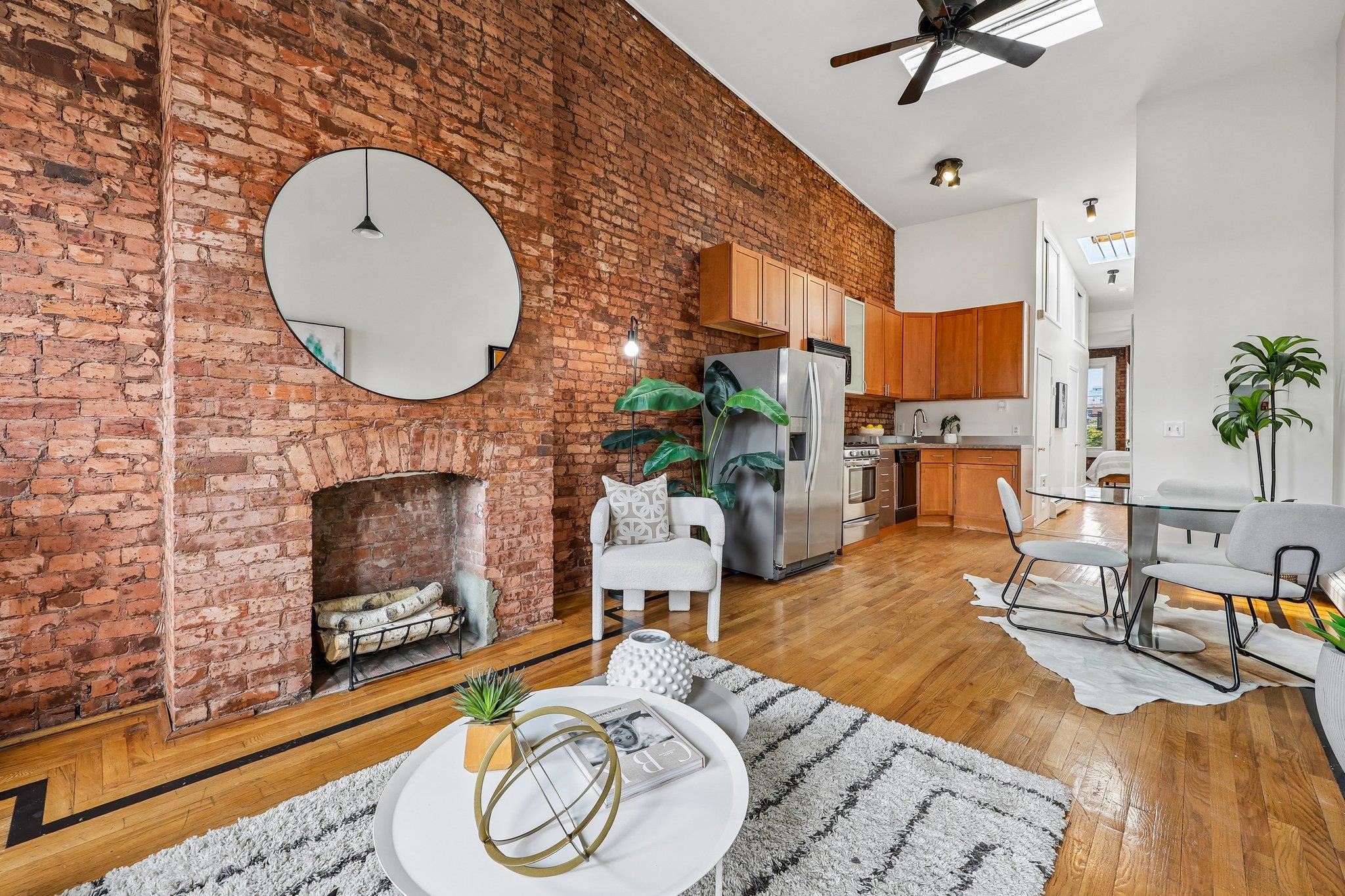 515 JERSEY AVE Unit: 6