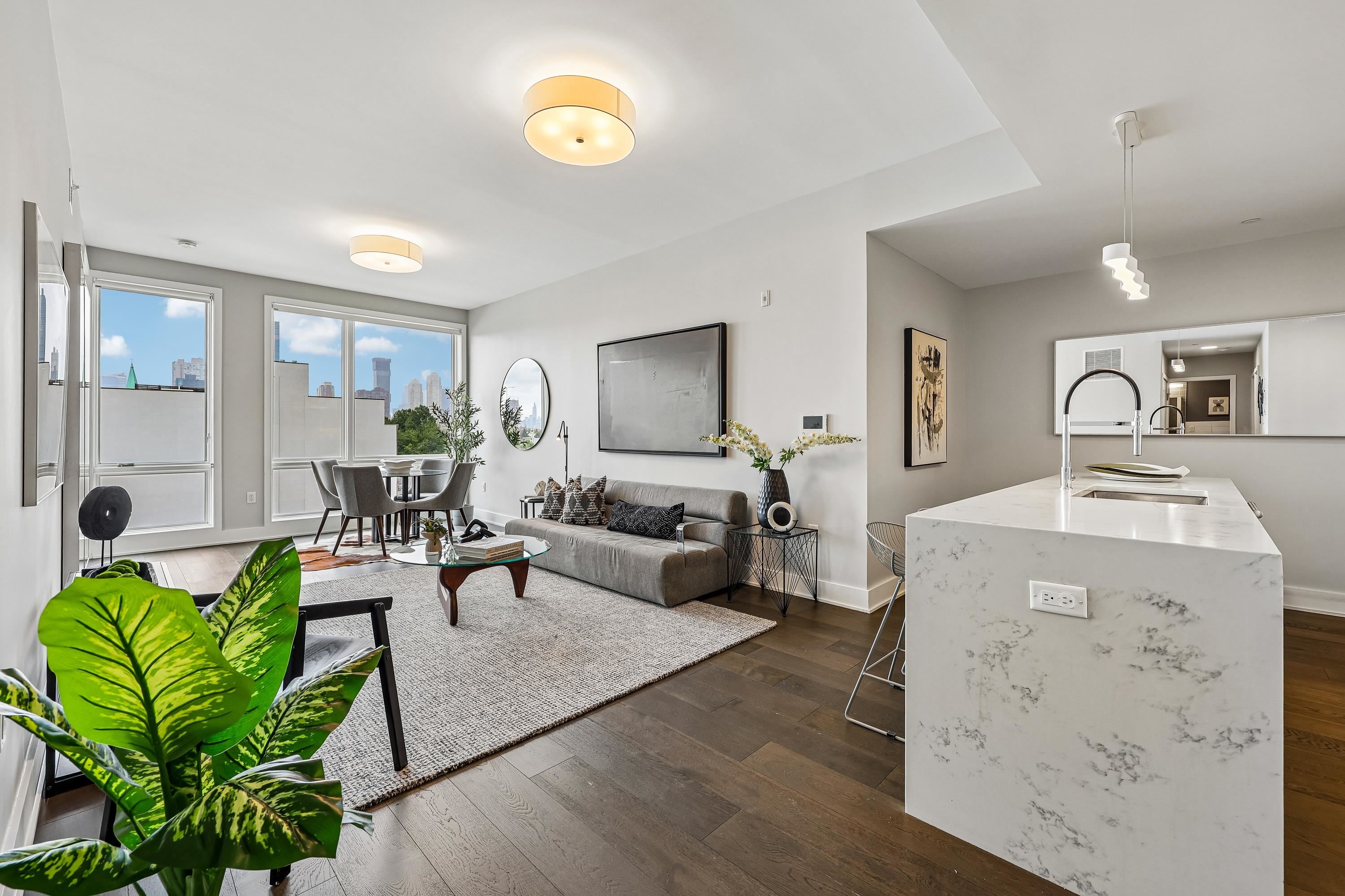380 NEWARK AVE Unit: 501