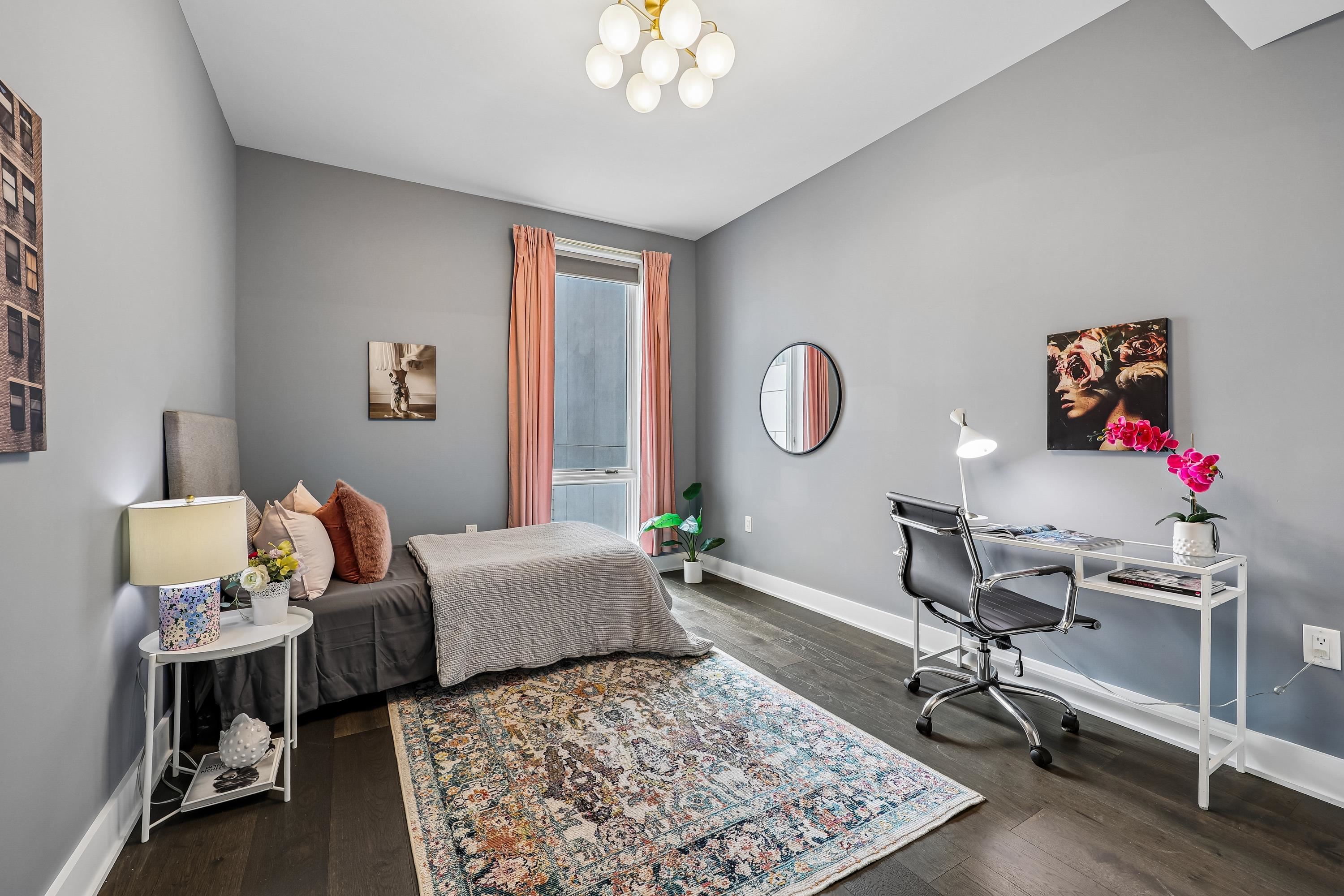 380 NEWARK AVE Unit: 501