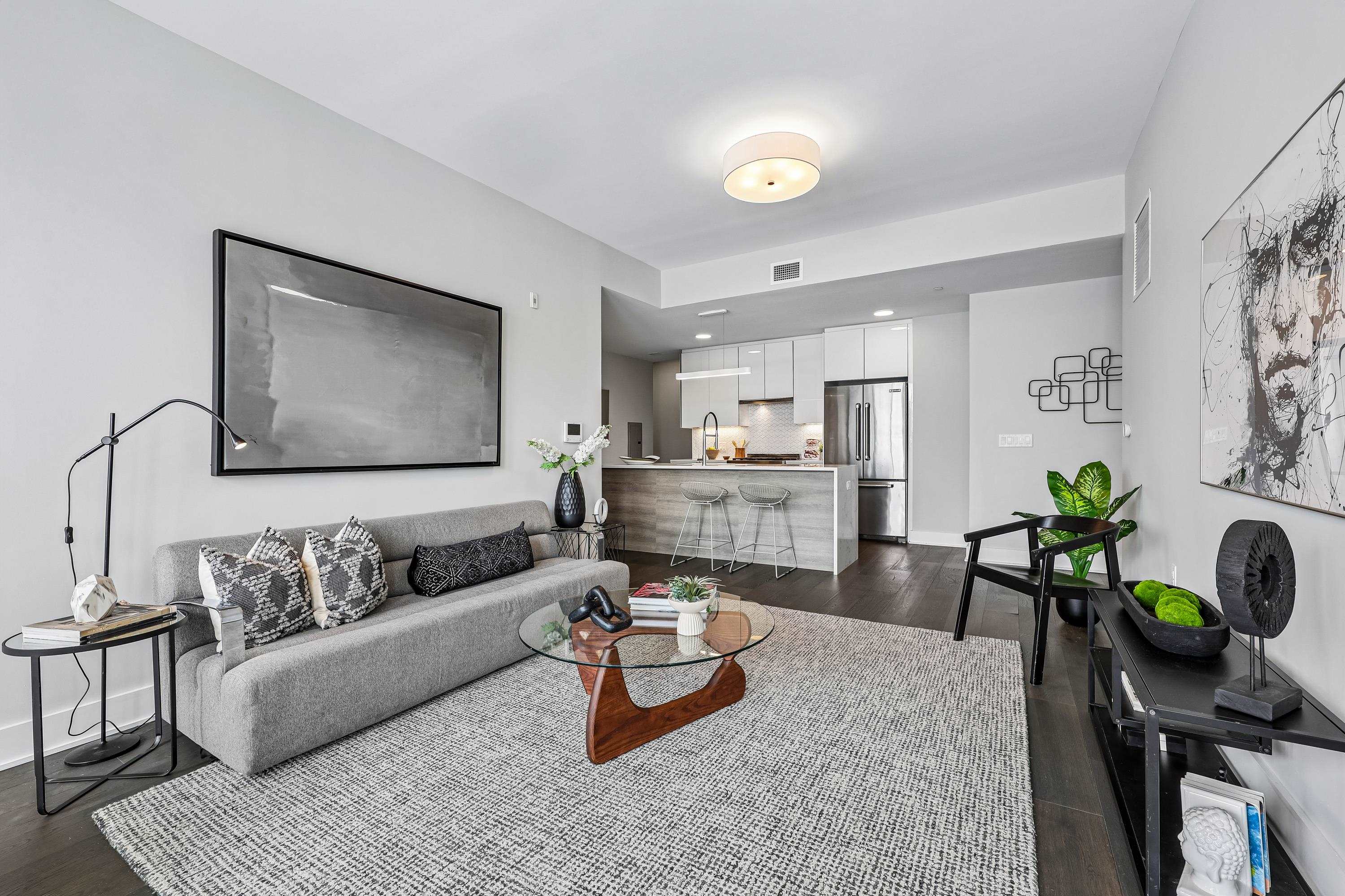 380 NEWARK AVE Unit: 501