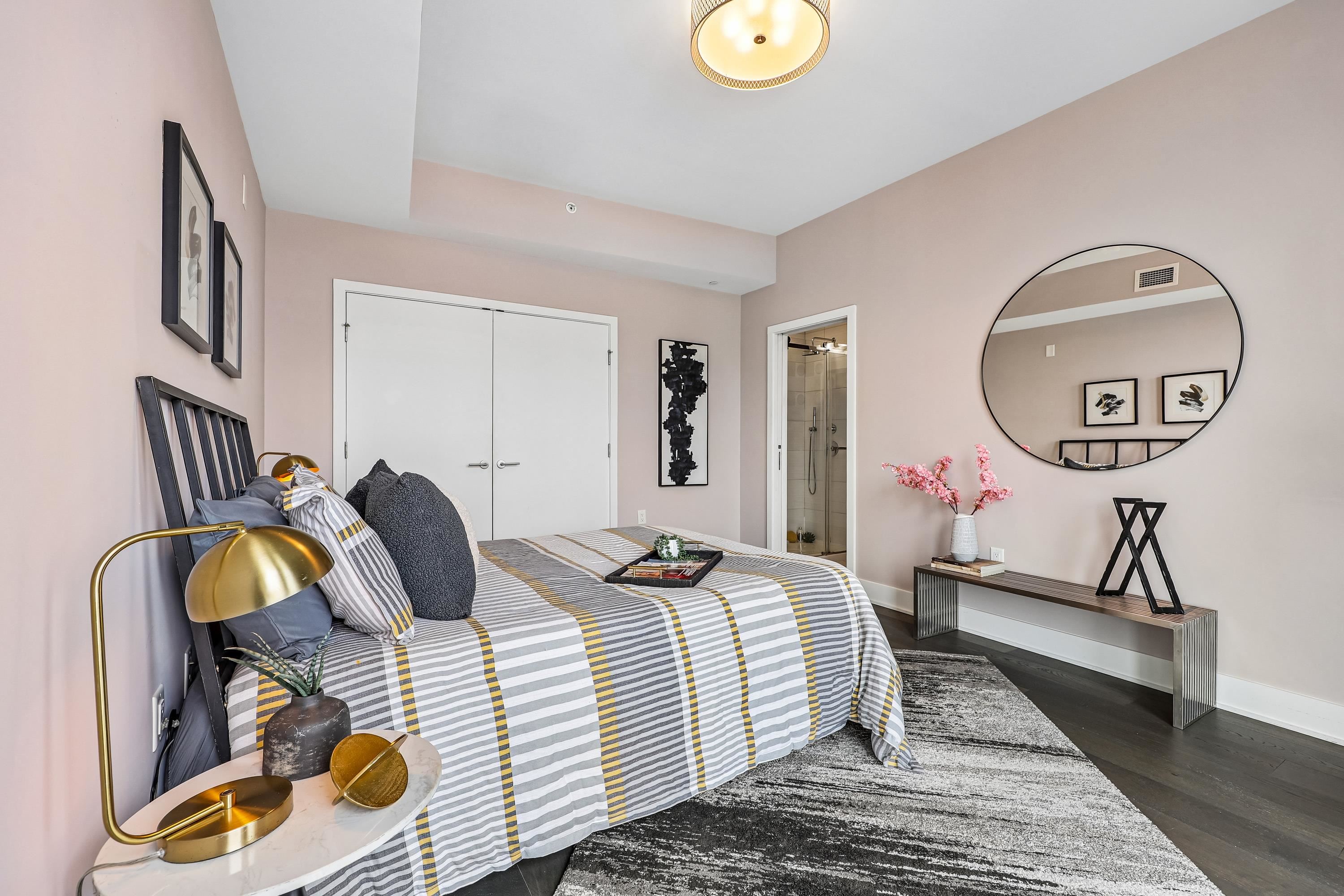 380 NEWARK AVE Unit: 501