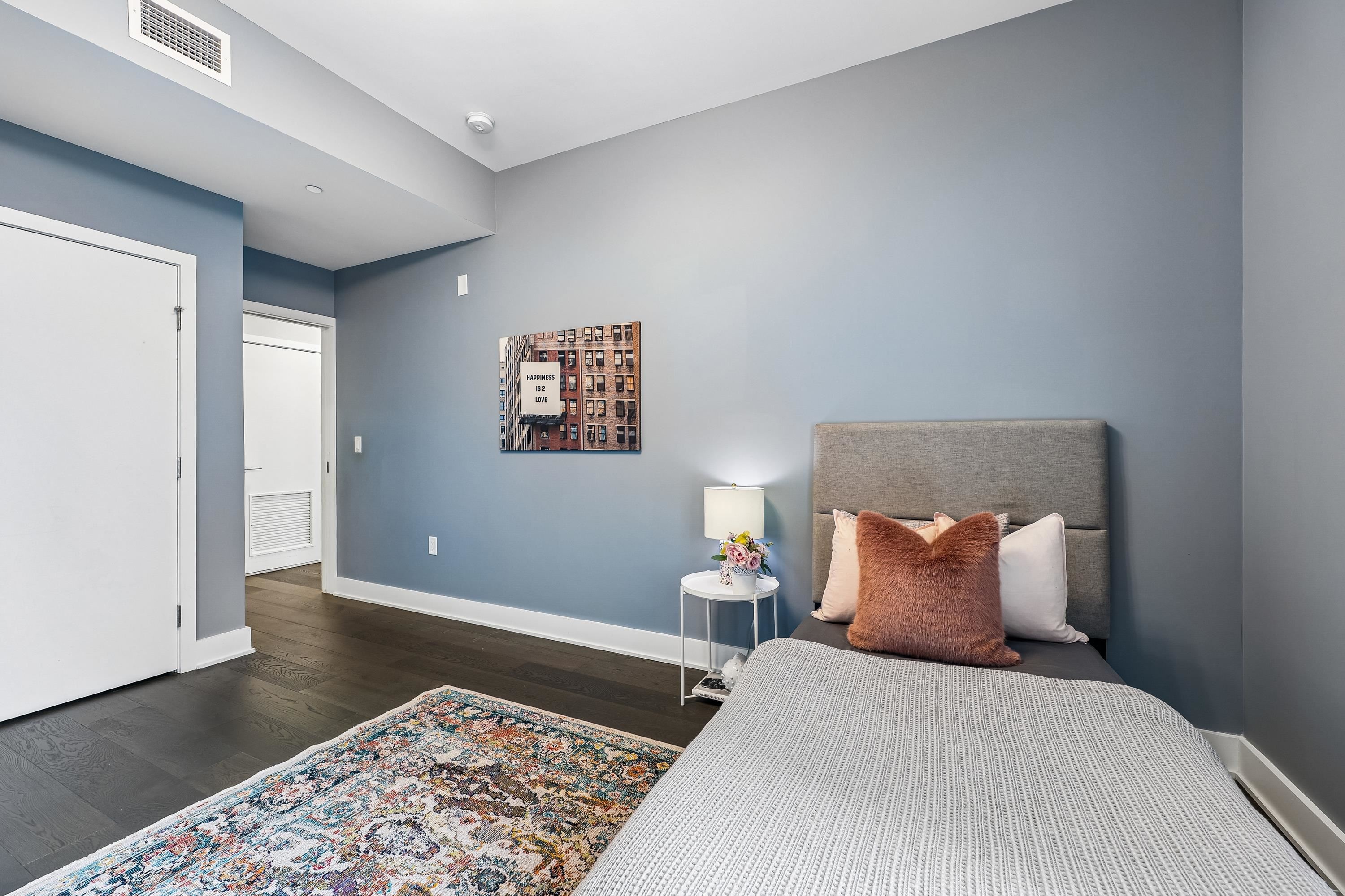380 NEWARK AVE Unit: 501