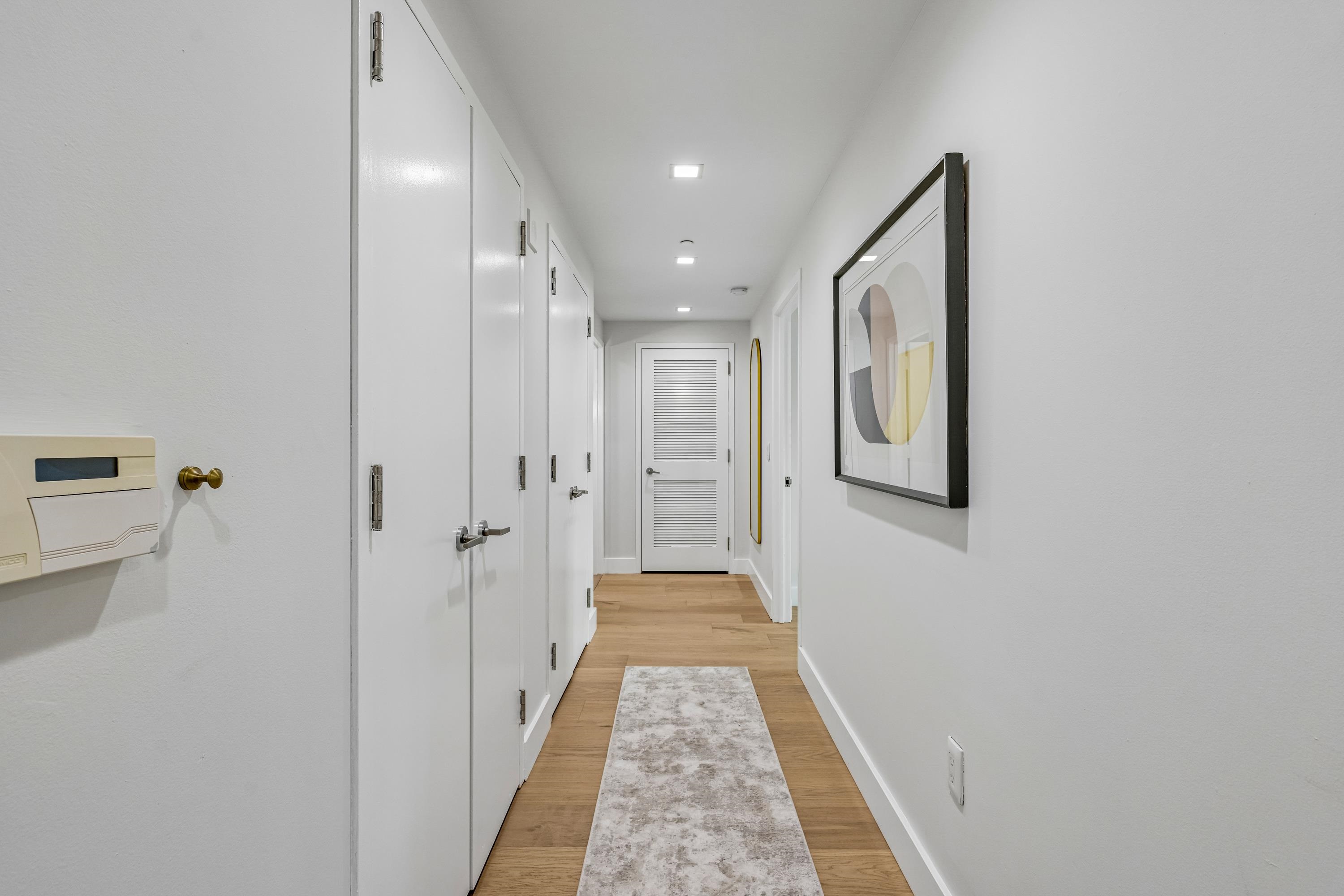 25 HUDSON ST Unit: 111
