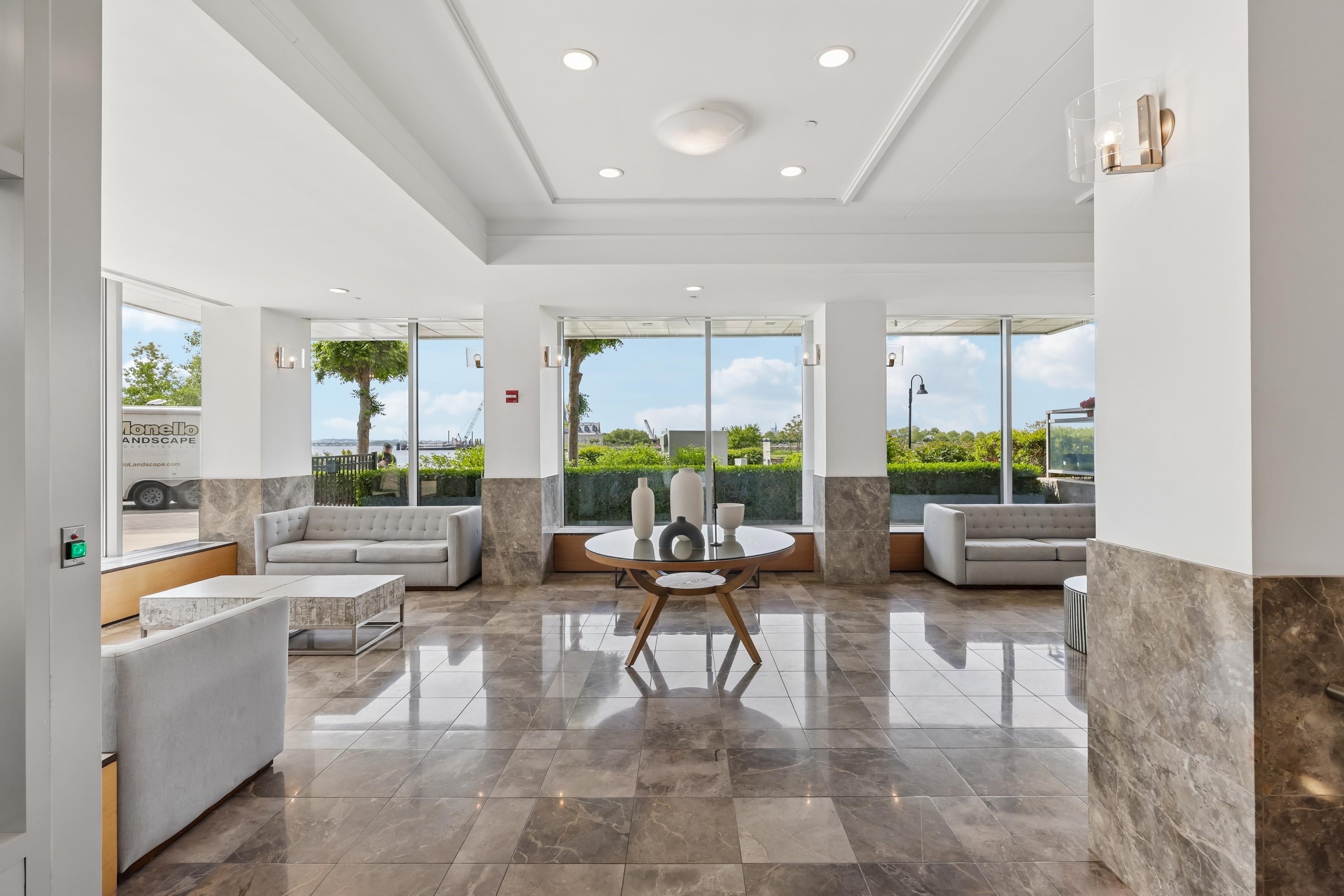 25 HUDSON ST Unit: 111