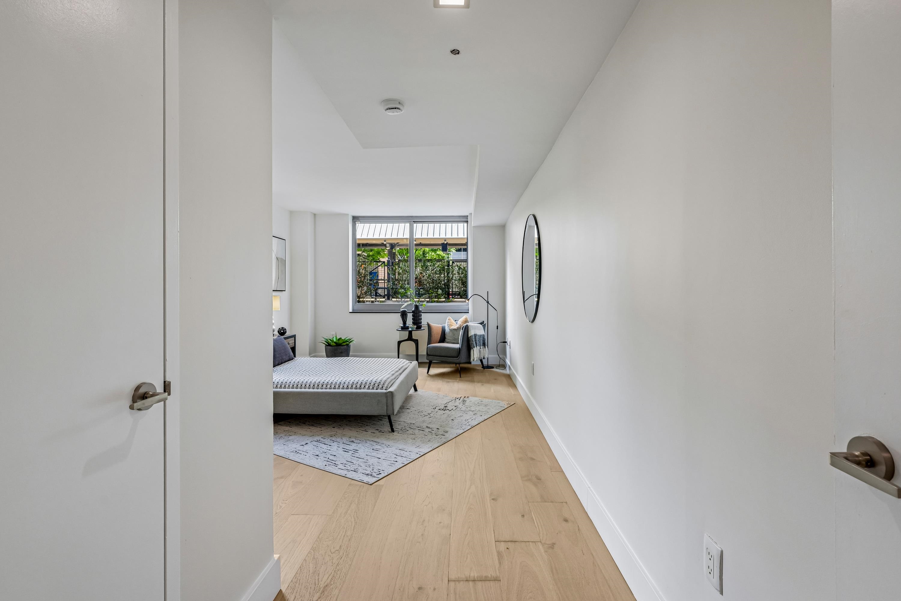 25 HUDSON ST Unit: 111